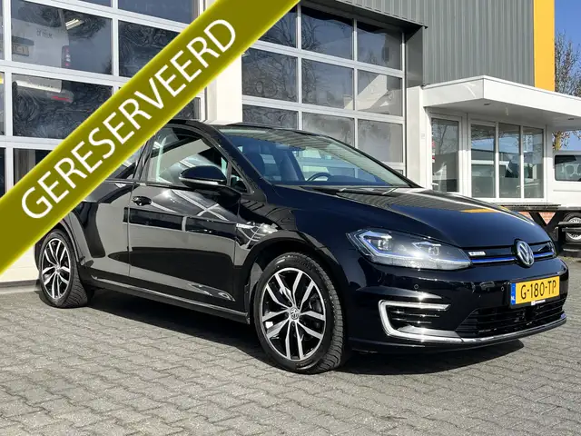 Volkswagen e-Golf E-DITION Airco Cruise controle Digitaal display Ap