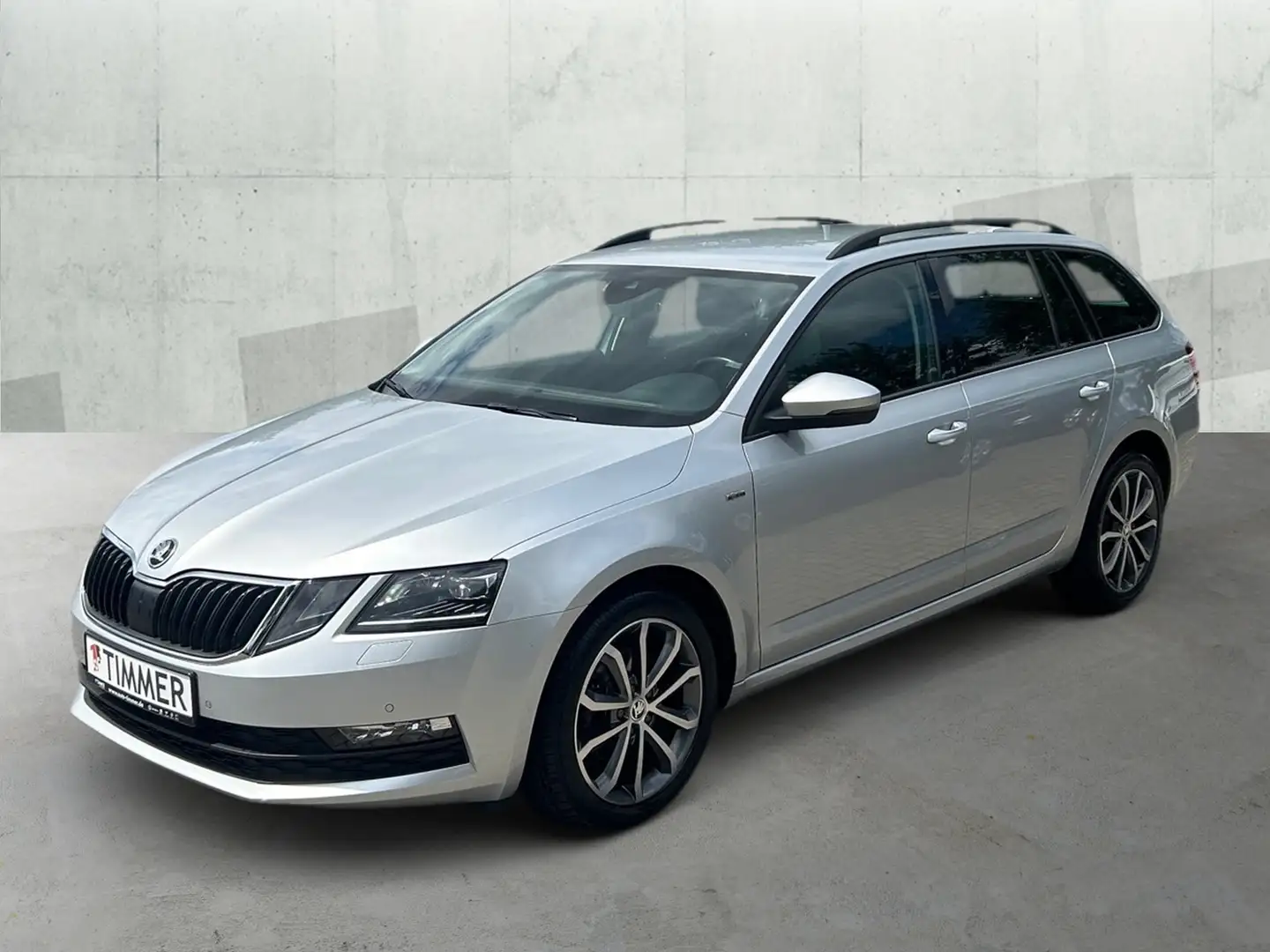Skoda Octavia III Combi 2.0 TDI DSG SOLEIL *LED *ACC *NAVI *SHZ Silber - 2