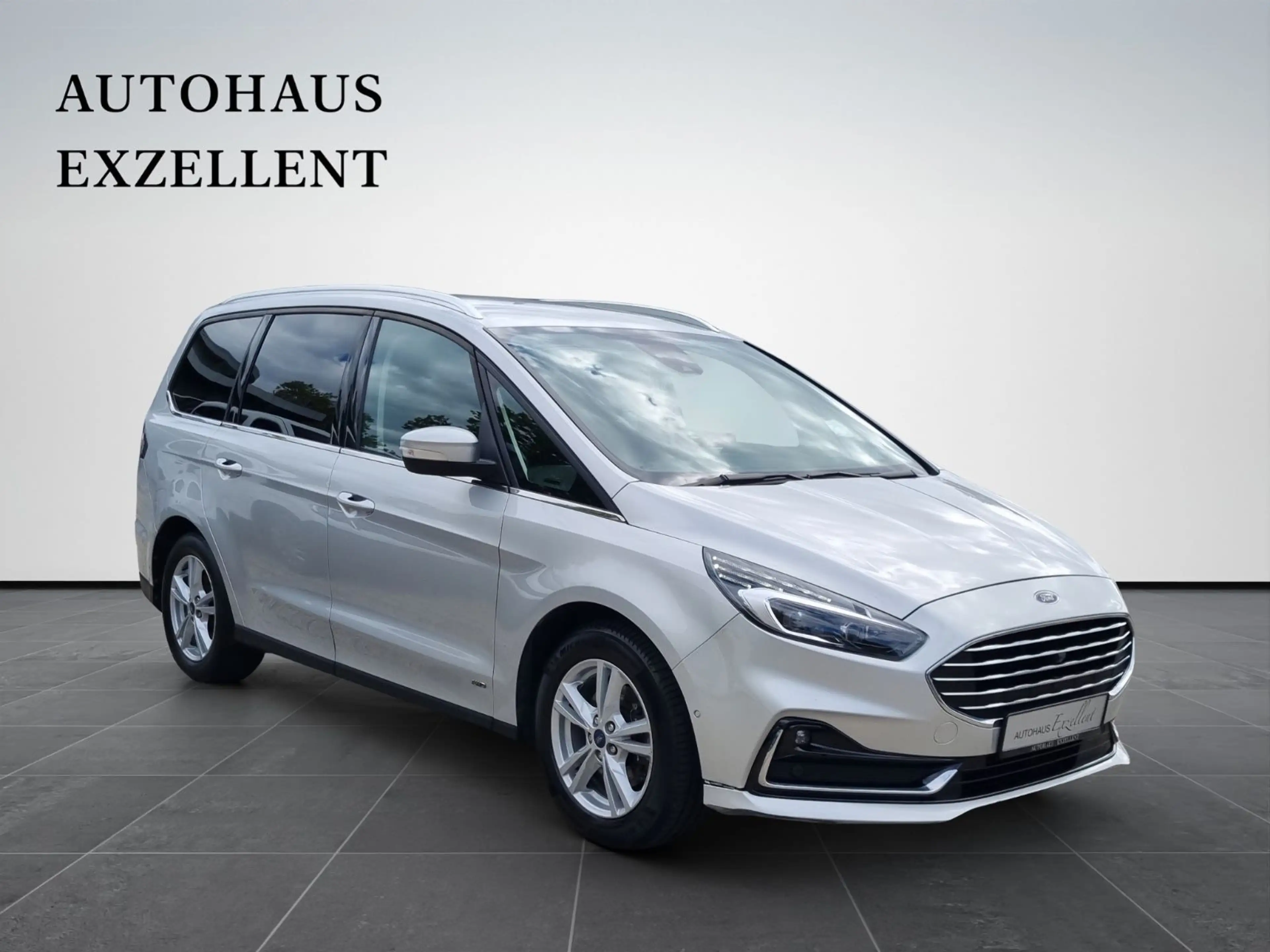 Ford Galaxy Titanium AWD*KLIMAAUT*NAVI*7S*LED*KAMERA* — photo 2