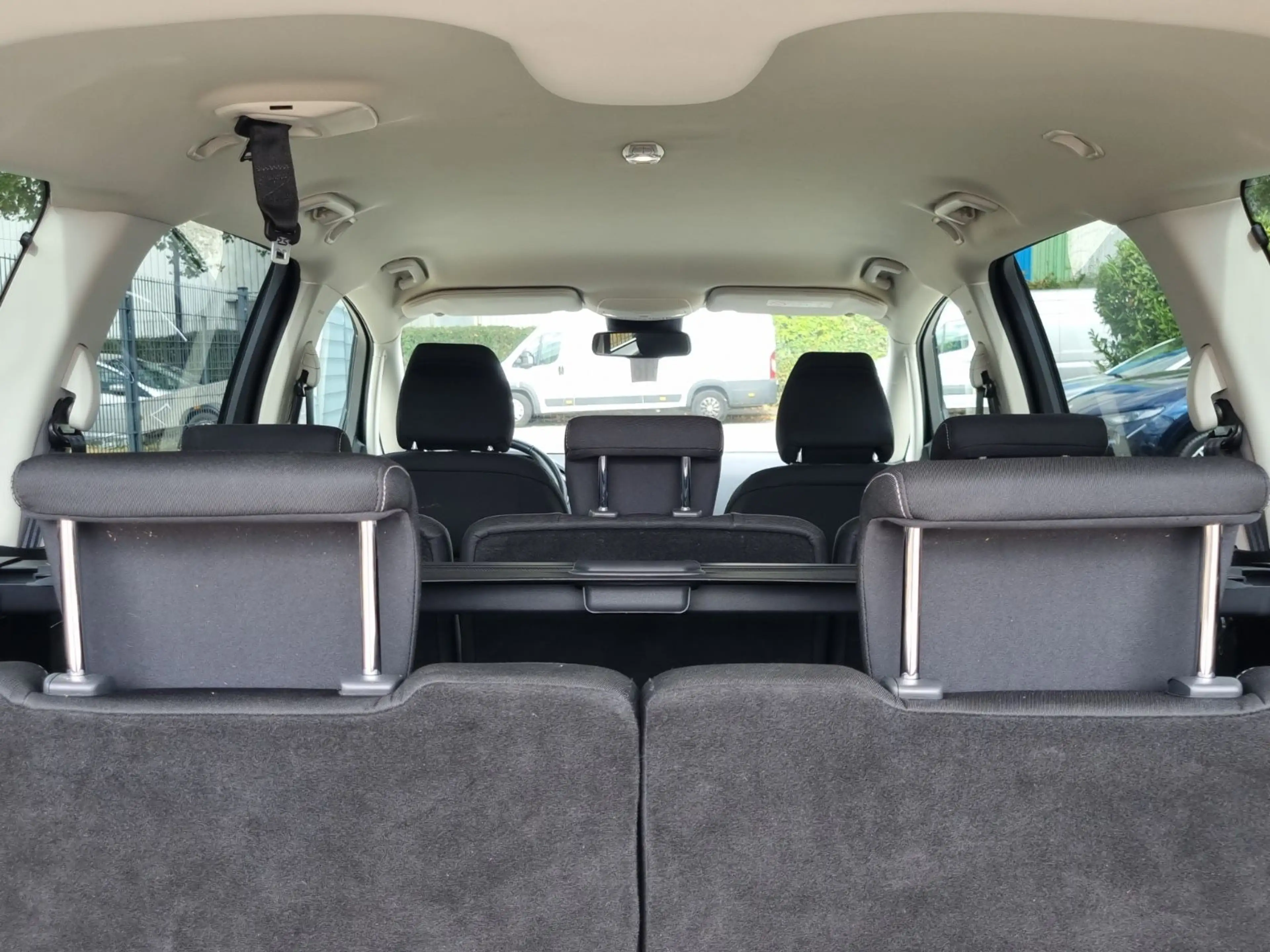 Ford Galaxy Titanium AWD*KLIMAAUT*NAVI*7S*LED*KAMERA* — photo 6