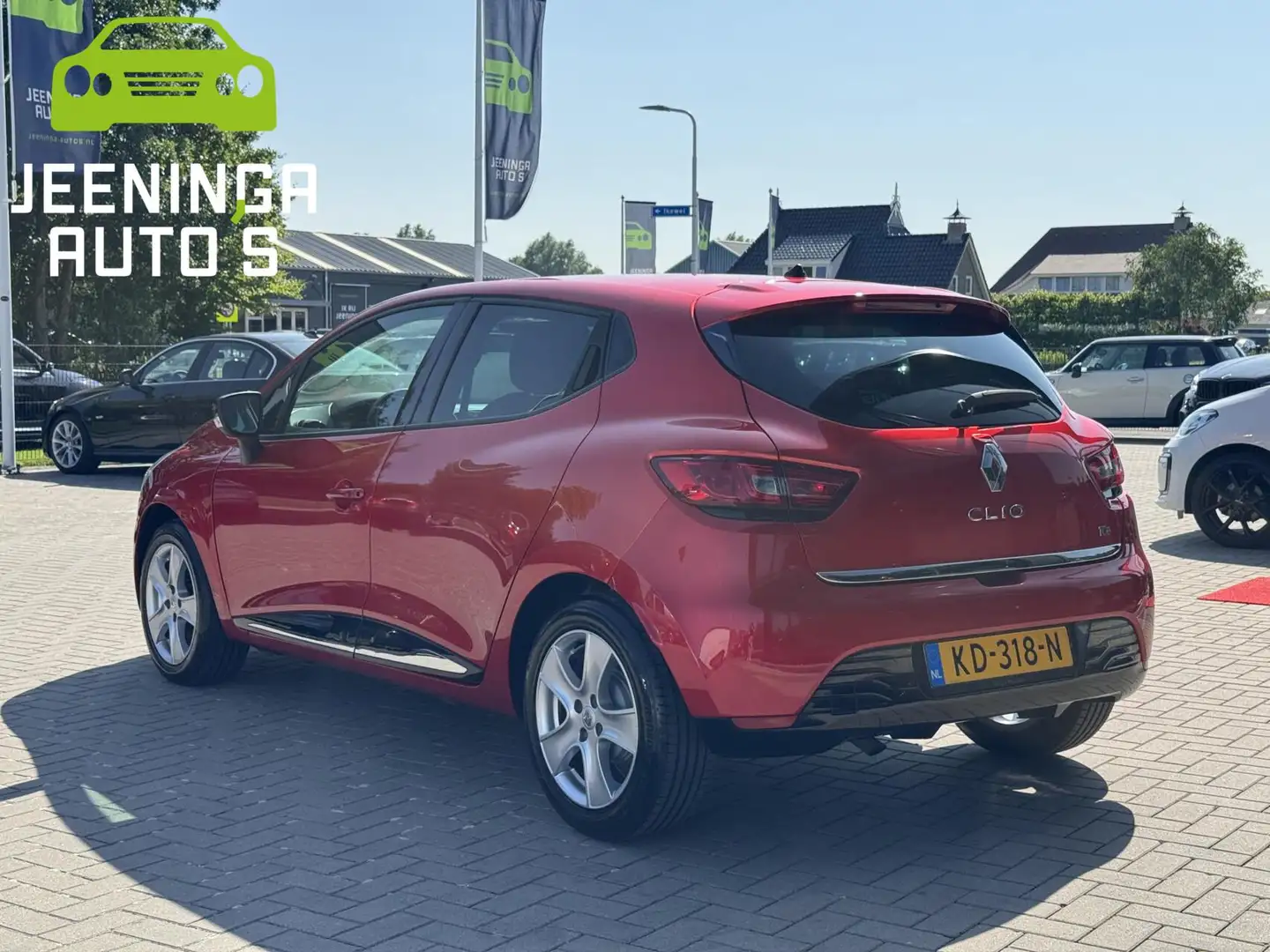 Renault Clio 0.9 TCe Eco2 Expression | Cruise | Navi | Airco Rouge - 2