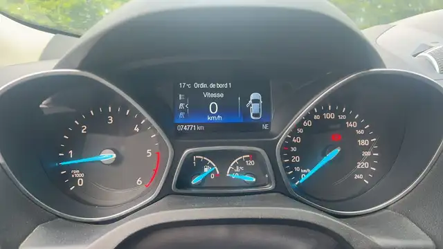 Ford Kuga view 12