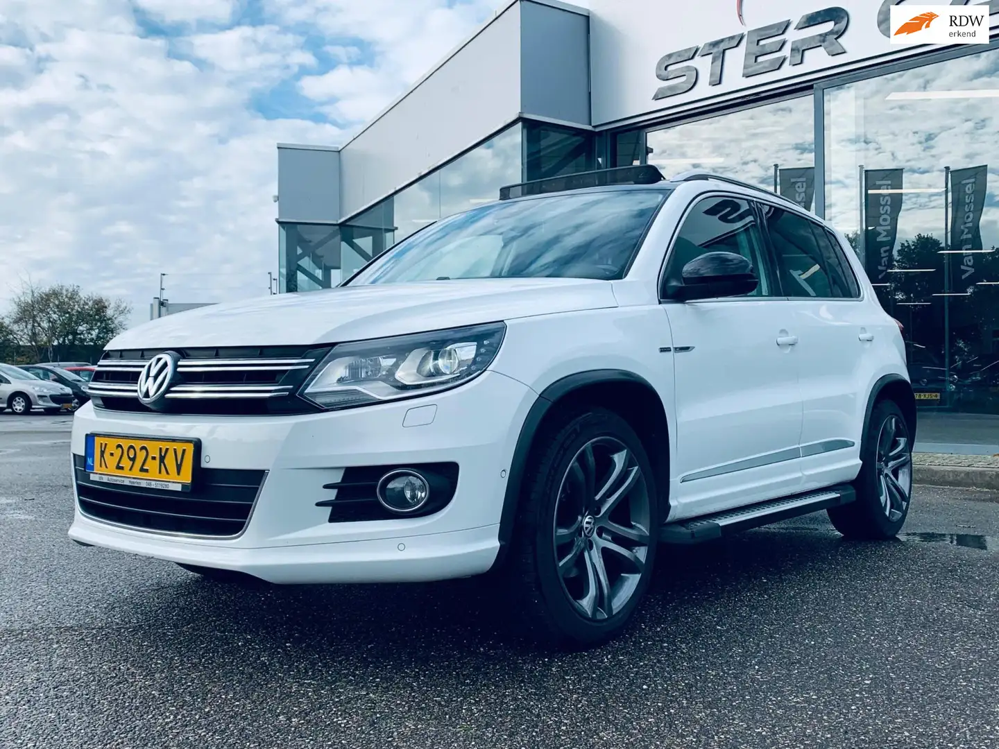 Volkswagen Tiguan 2.0 TSI Sport&Style 4motion R-line Edition, Leder, Blanco - 1