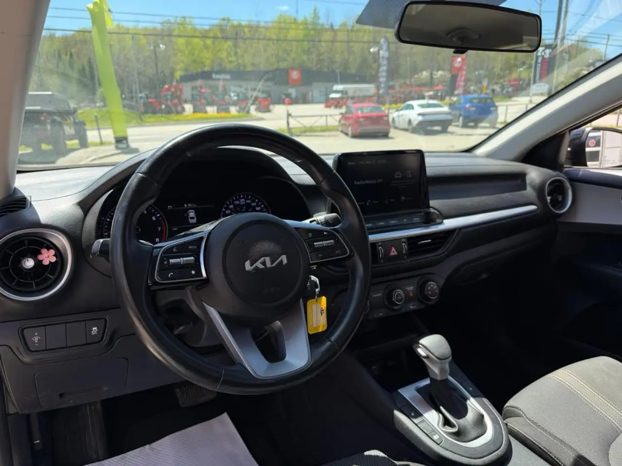 Kia Forte снимка Kia Forte