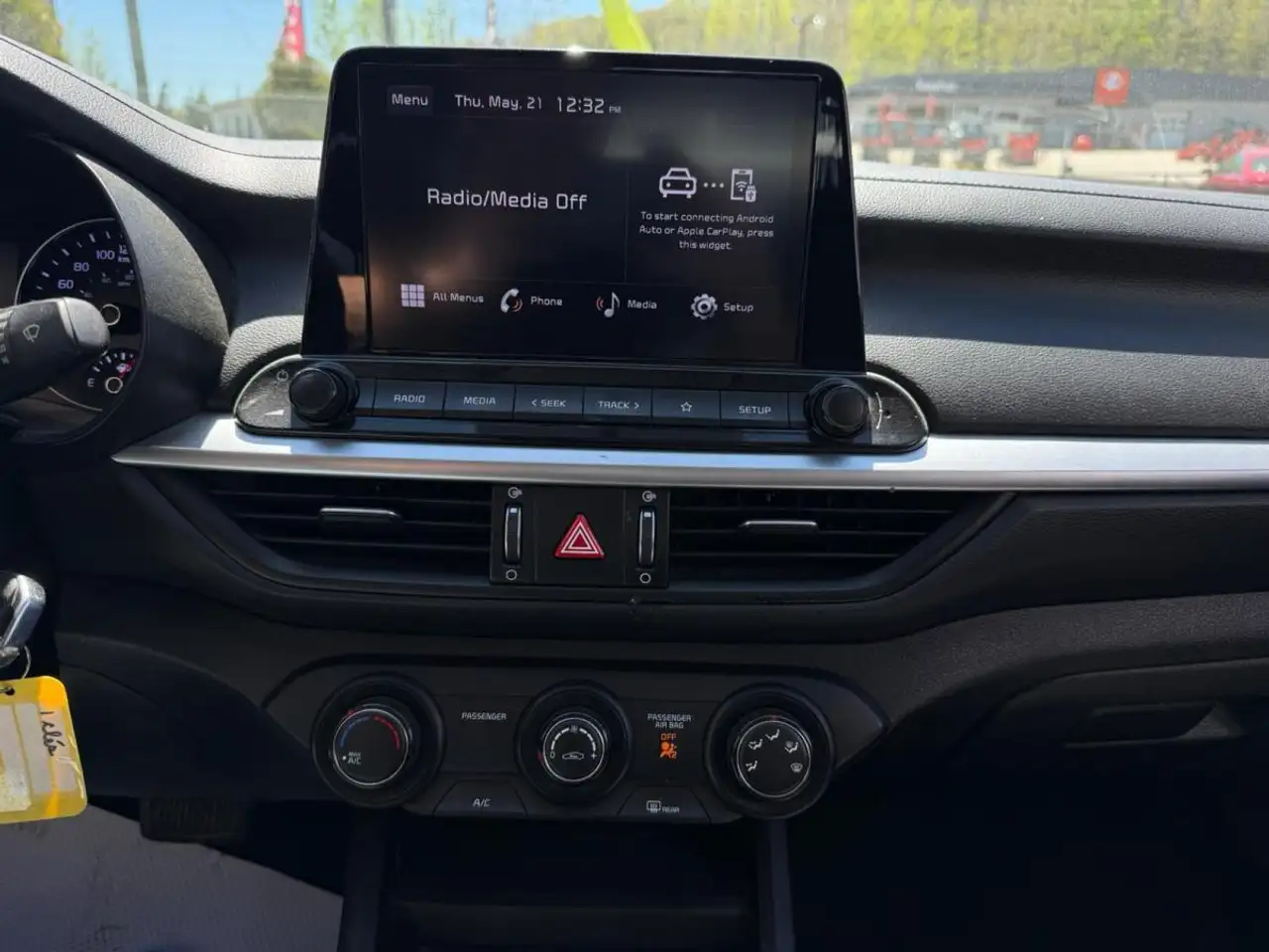 Kia Forte снимка Kia Forte