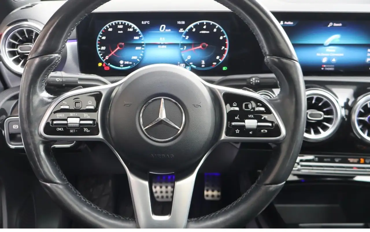 Mercedes-Benz A-Class снимка Mercedes-Benz A-Class