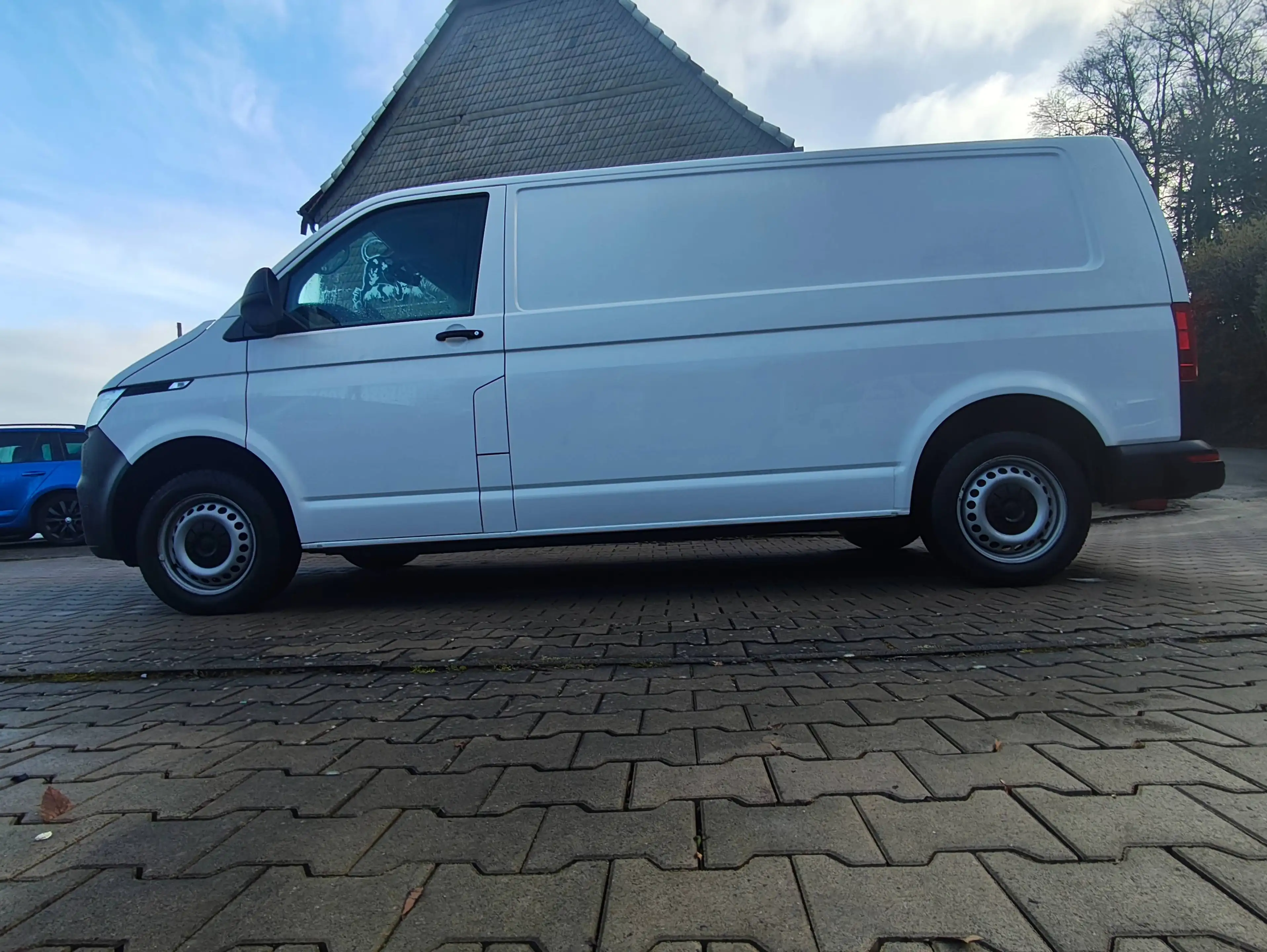 Volkswagen T6.1 Transporter lang /Automatik/DAB/AppConect/ACC/MFL/Light Ass — photo 4