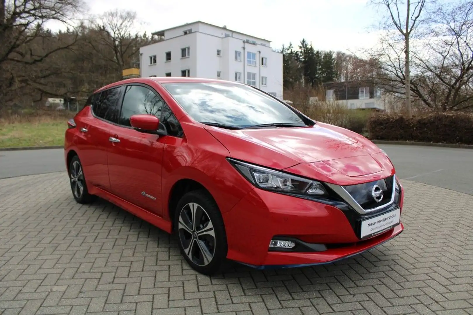 Nissan Leaf 62 kWh e+ N-Connecta Winter LED Rosso - 2