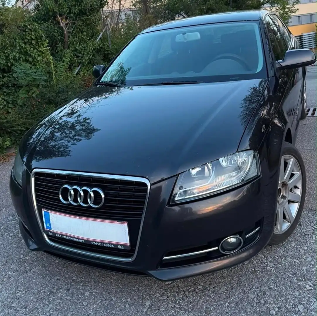 Audi A3 1.6 TDI 105Ps. - 1