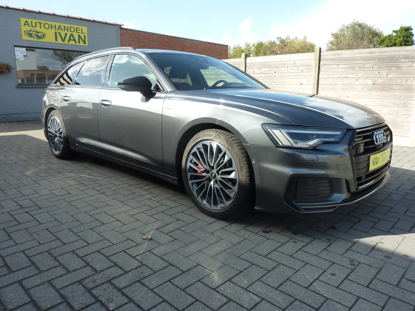 Audi A6 A6 Avant 55 TFSI e quattro S tronic sport S line Gris - 1