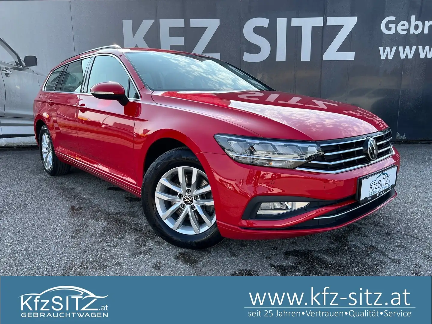 Volkswagen Passat Variant Business 2,0 SCR TDI DSG Rot - 1