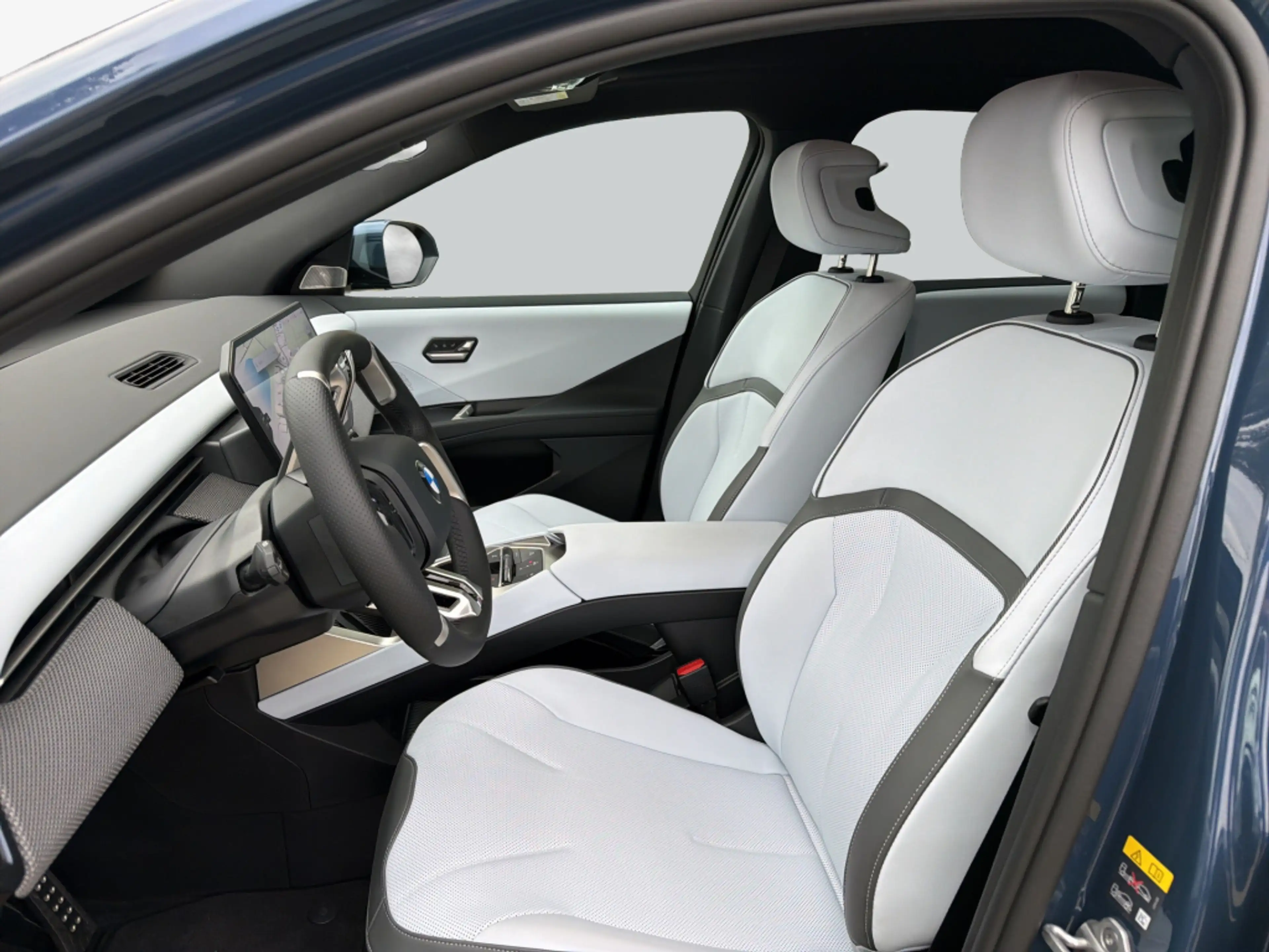 BMW iX3 50 xDrive M-Paket AHK Pano HeadUp H&K — photo 11