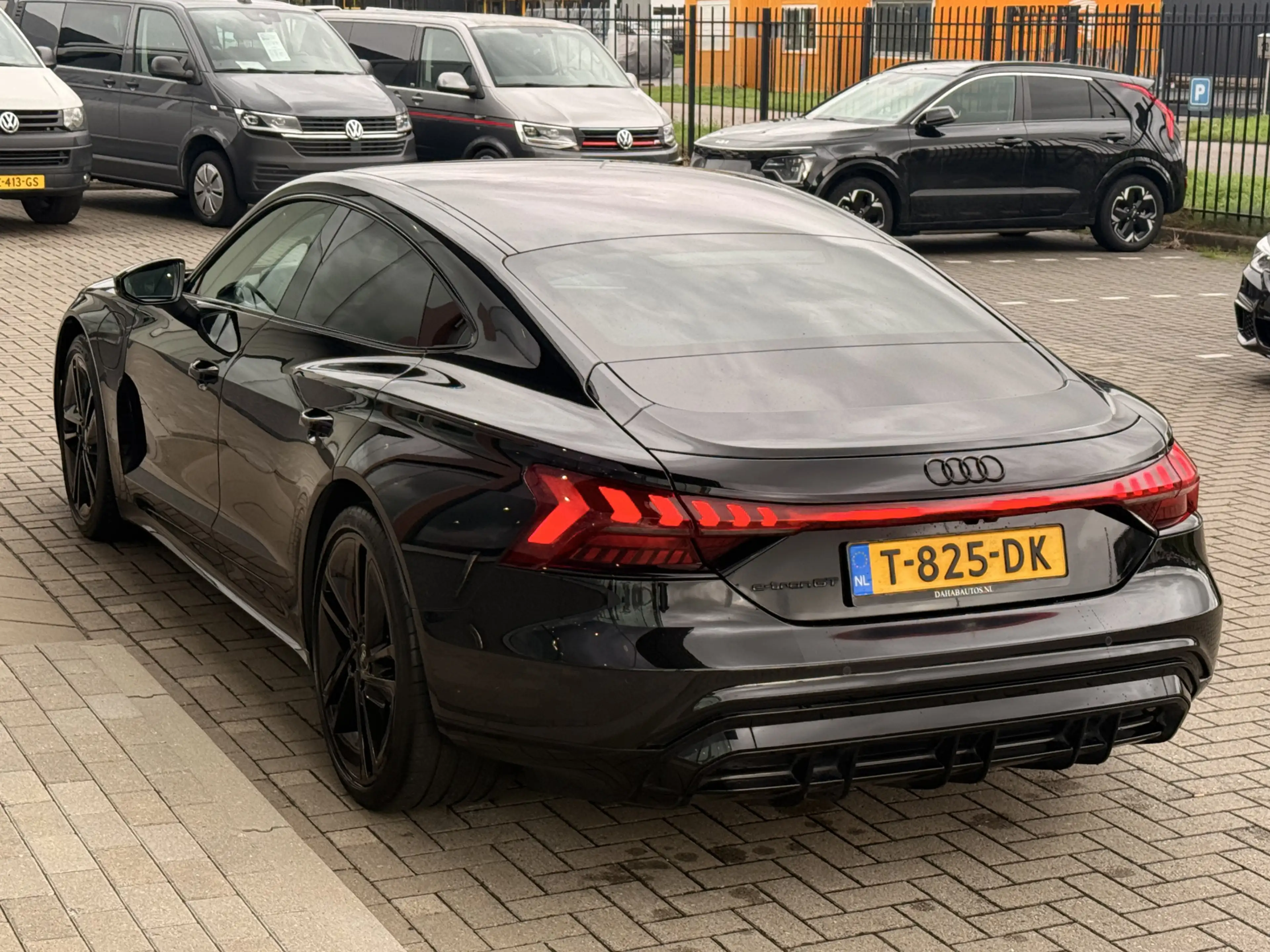 Audi e-tron GT 93 kWh | Audi Exclusive | Bang & Olufsen | Apple C — photo 17
