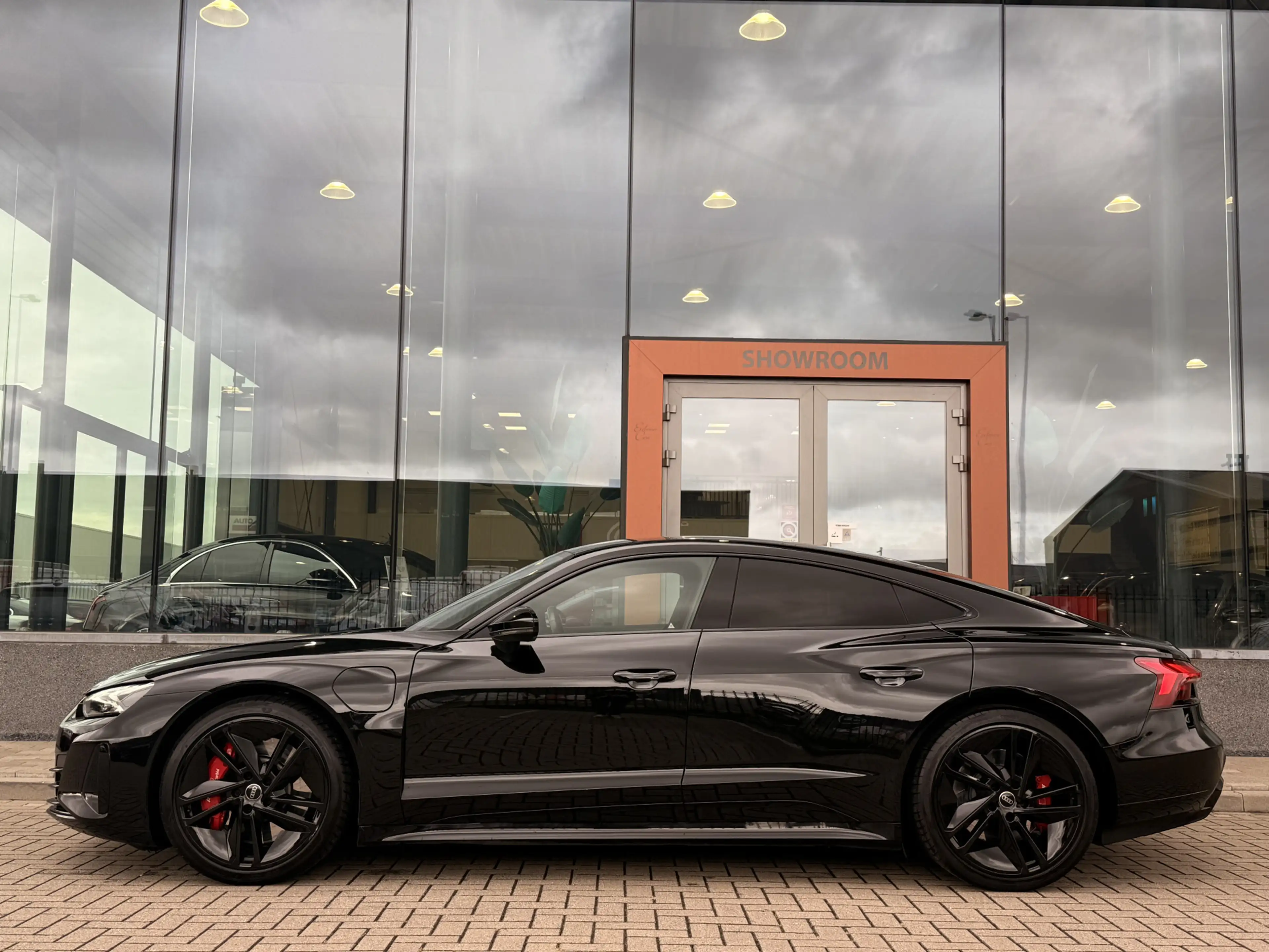 Audi e-tron GT 93 kWh | Audi Exclusive | Bang & Olufsen | Apple C — photo 9