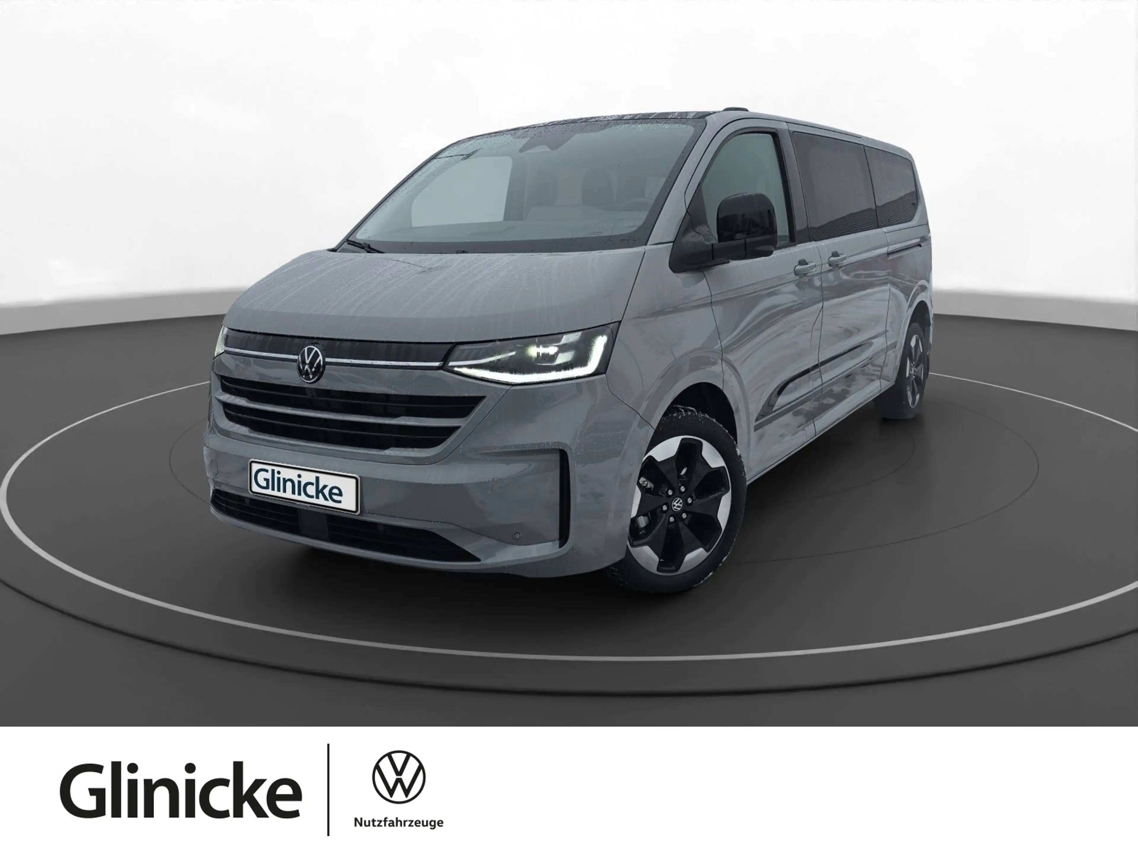 Volkswagen T7 Caravelle Lang Edition Pano Navi Standheizung