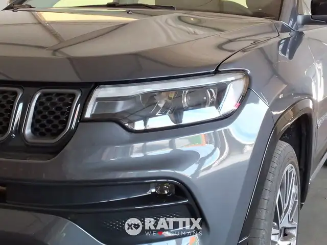 Jeep Compass view 3