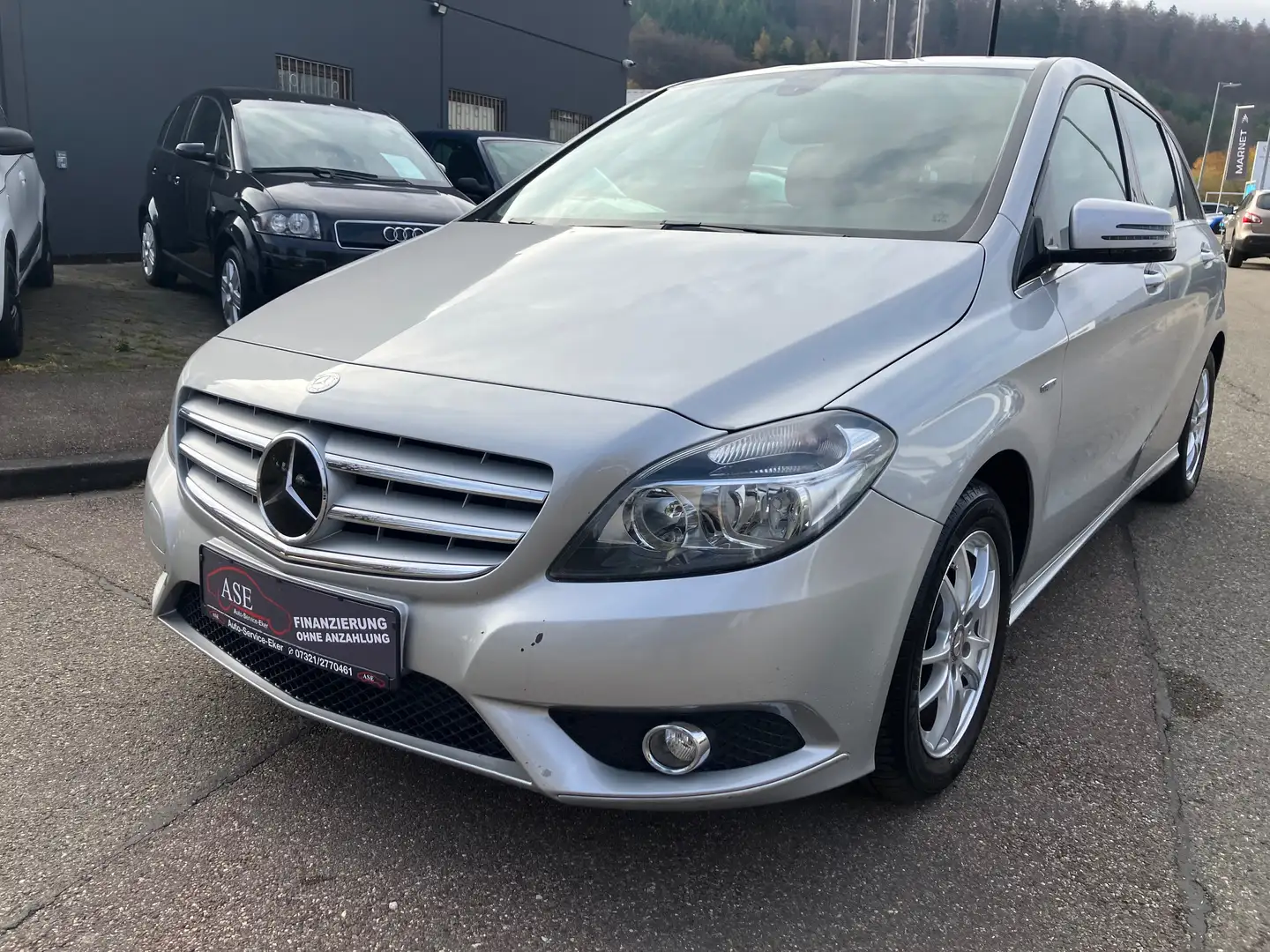 Mercedes-Benz B 180 B 180 (246.242) Silber - 1