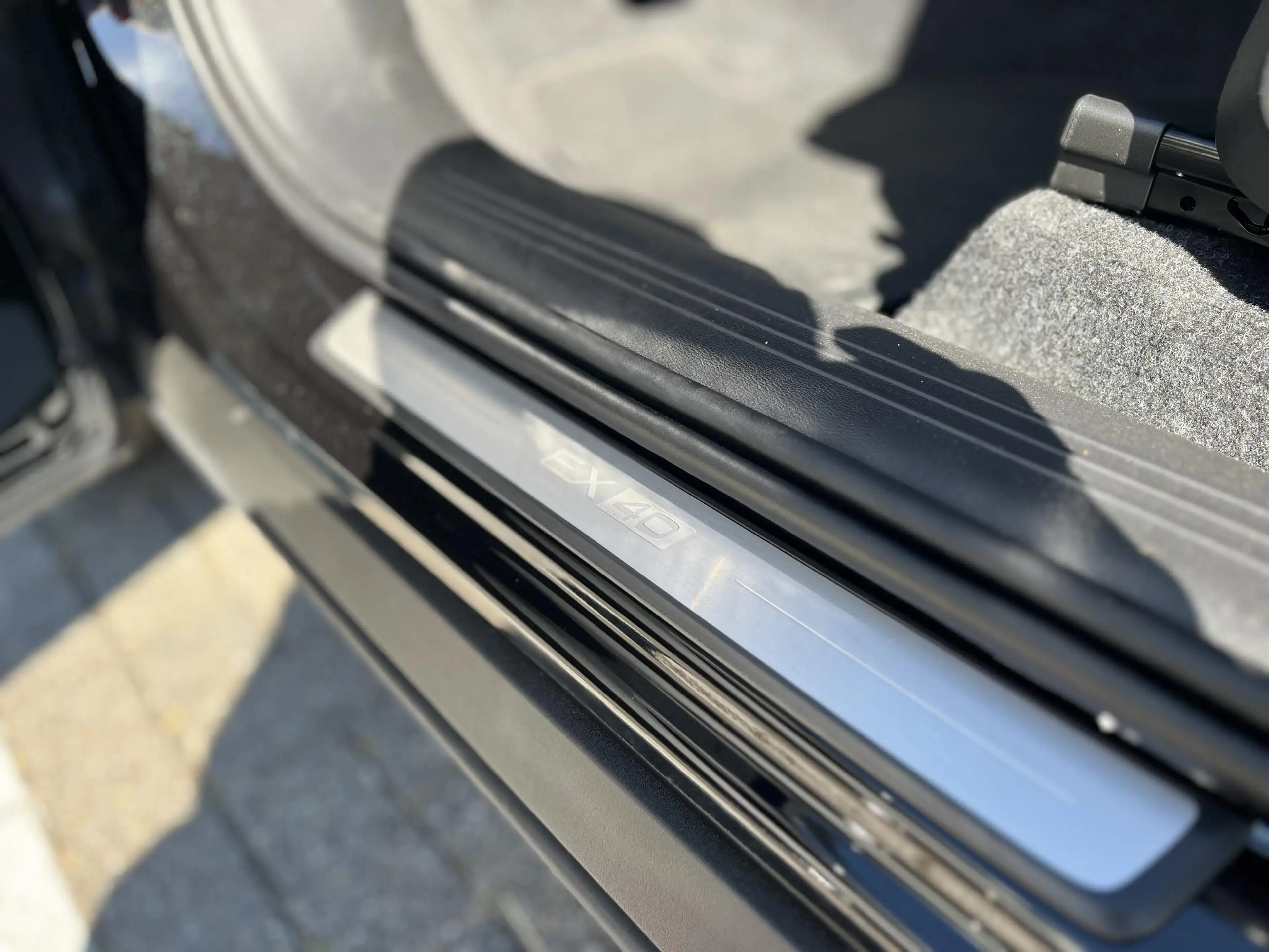 Volvo EX40 Single Motor Extended Range Plus Europa 82 kWh | M — photo 7