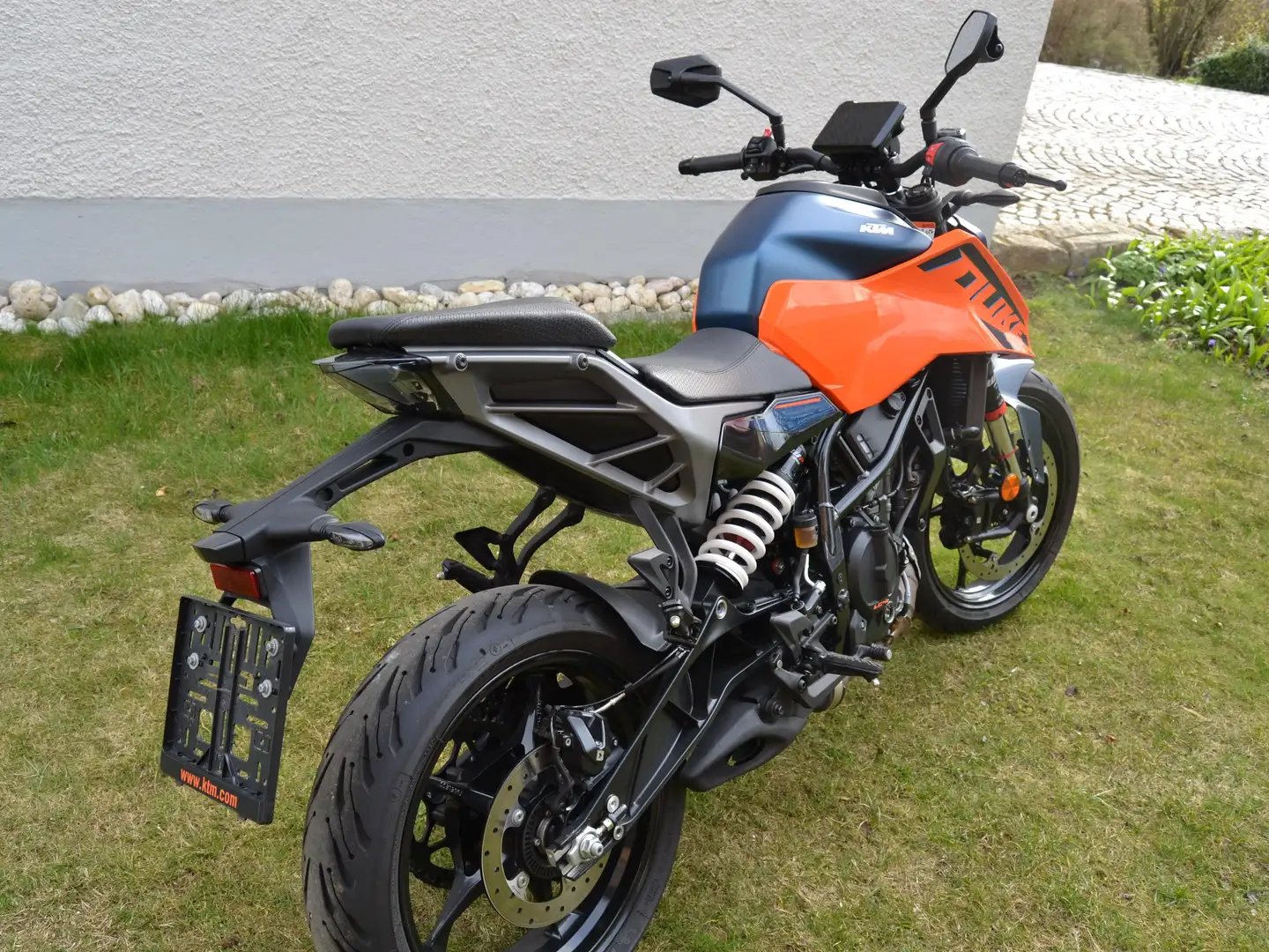 KTM 125 Duke Neuwertiger Zustand Naranja - 2