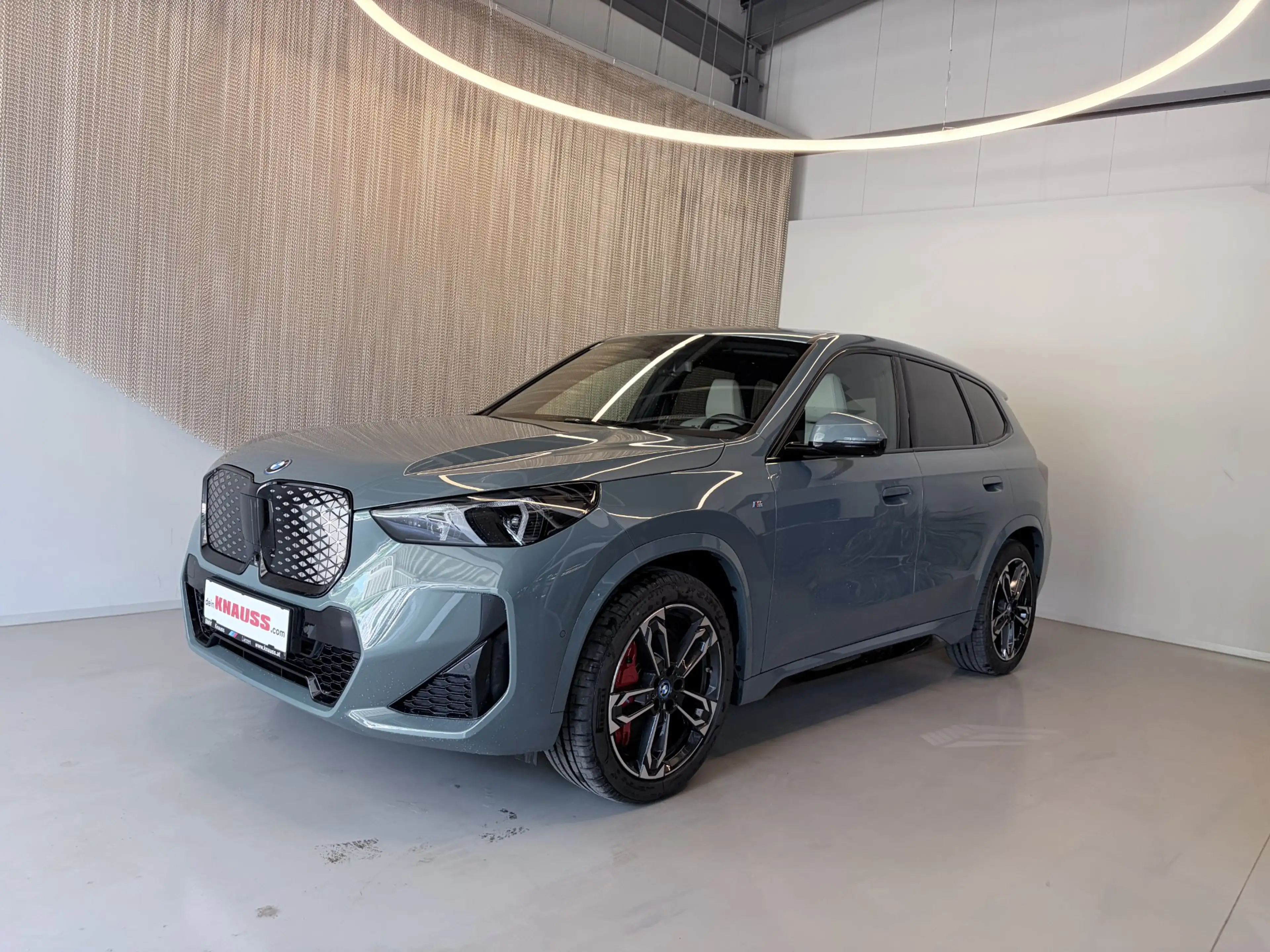 BMW iX1 xDrive30