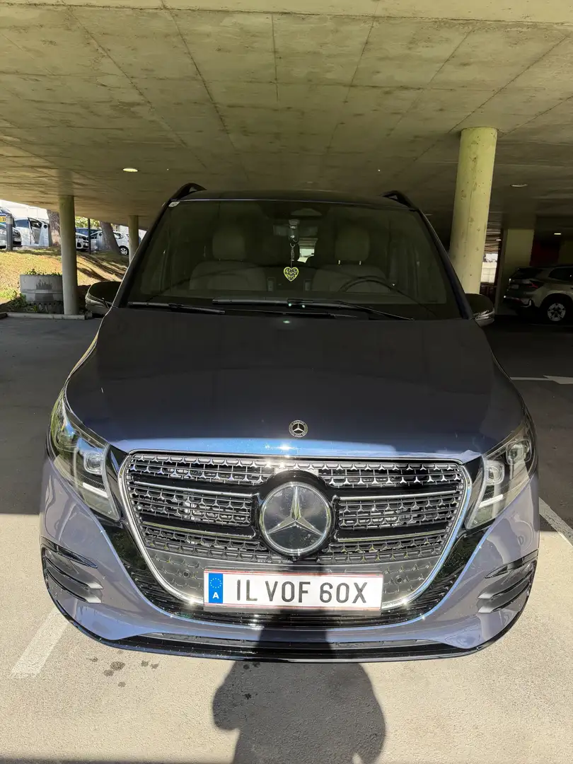 Mercedes-Benz V 300 d Kombi lang Exclusive Aut. Blau - 1