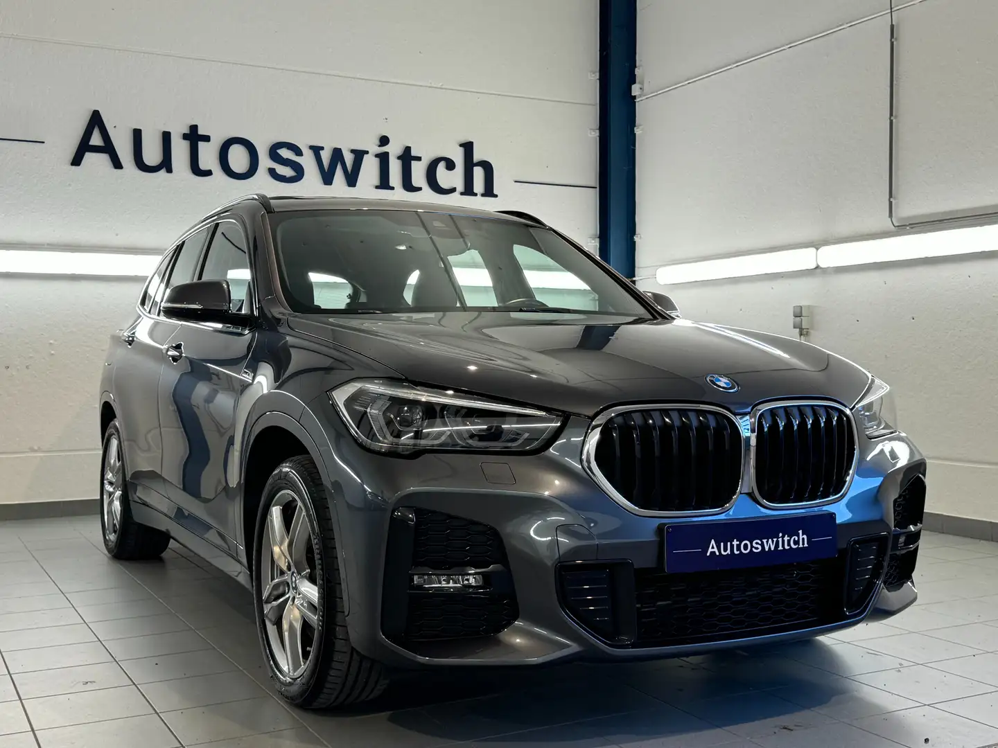 BMW X1 xDrive 25e - MSport/Pano/Headup/keyles/DrivingAss+ Gris - 1