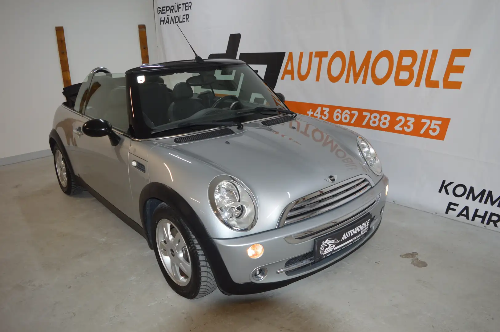 MINI One Cabrio **Cabrio**Teilleder**Kredit mög** Grau - 1