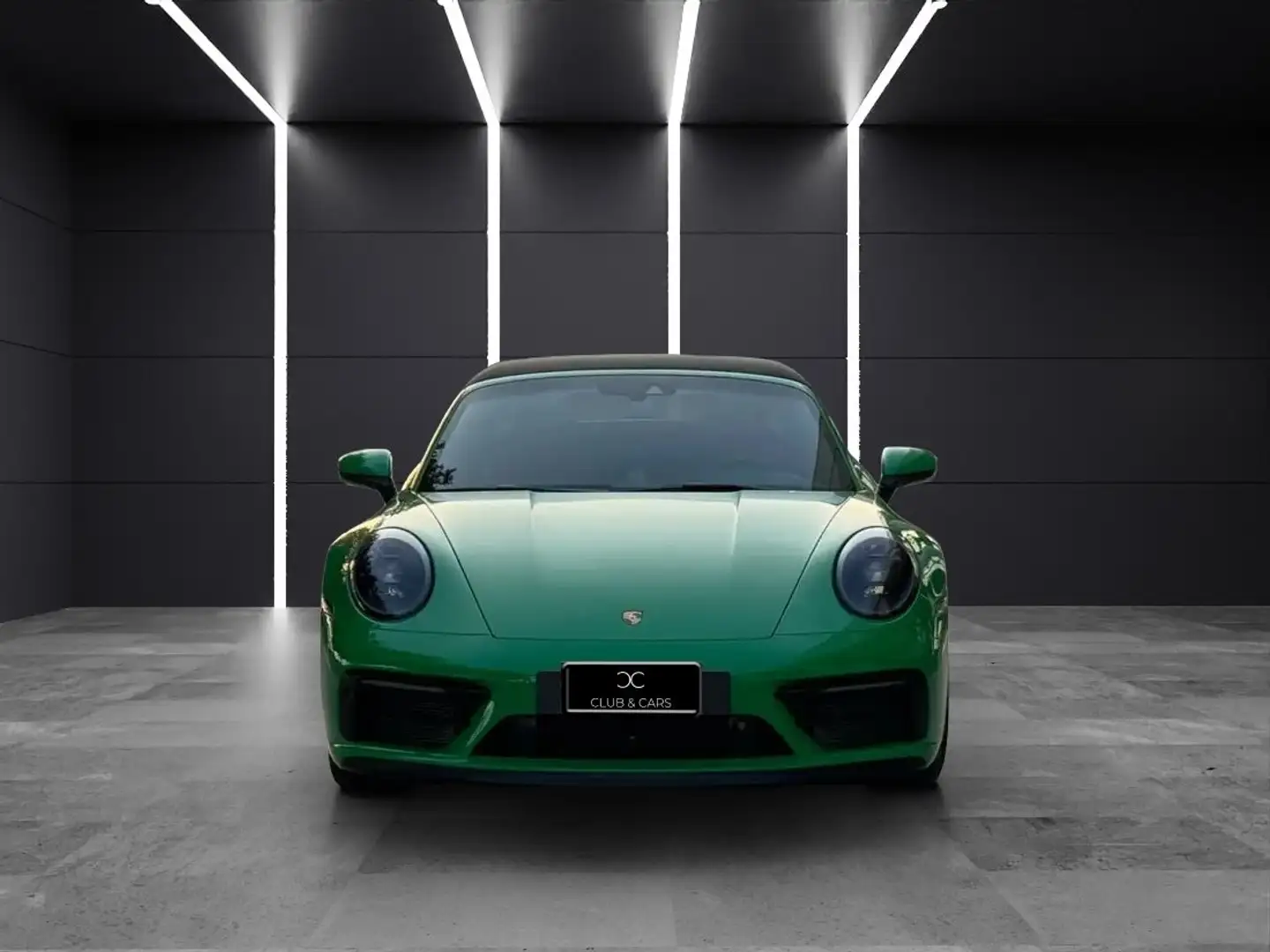 Porsche 992 911 Targa 3.0 4 GTS auto PCCB/EXCLUSIVE/NIGHT VIS Grün - 2