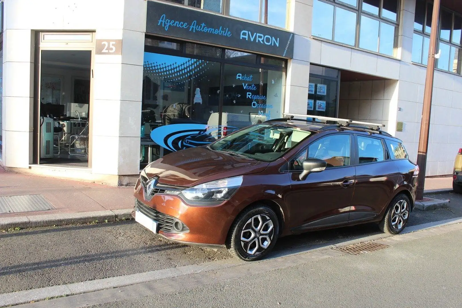 Renault Clio IV IV ESTATE 1.2 16V 75 LIFE - 1