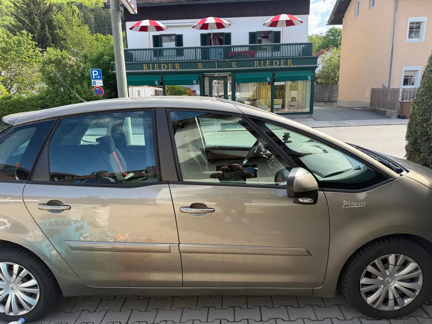 Citroen C4 Picasso HDi 110 FAP Business Class Бронзовий - 2
