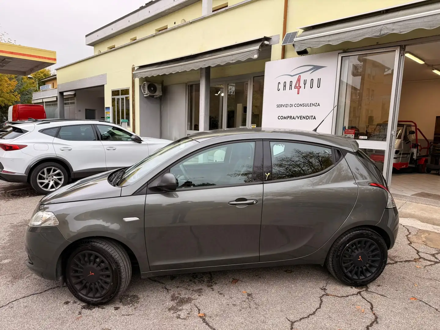 Lancia Ypsilon Ypsilon Platino 2015 1.3 mjt , NEOPATENTATI! Grigio - 2
