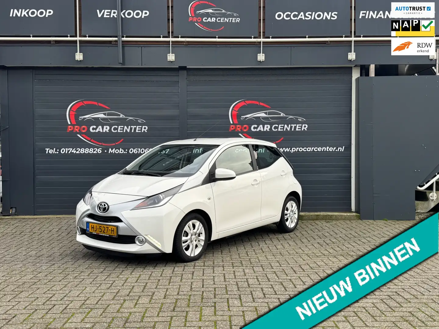 Toyota Aygo 1.0 VVT-i x-pure AIRCO|CRUISE|CAM|1e EIGENAAR||NAV Blanc - 1