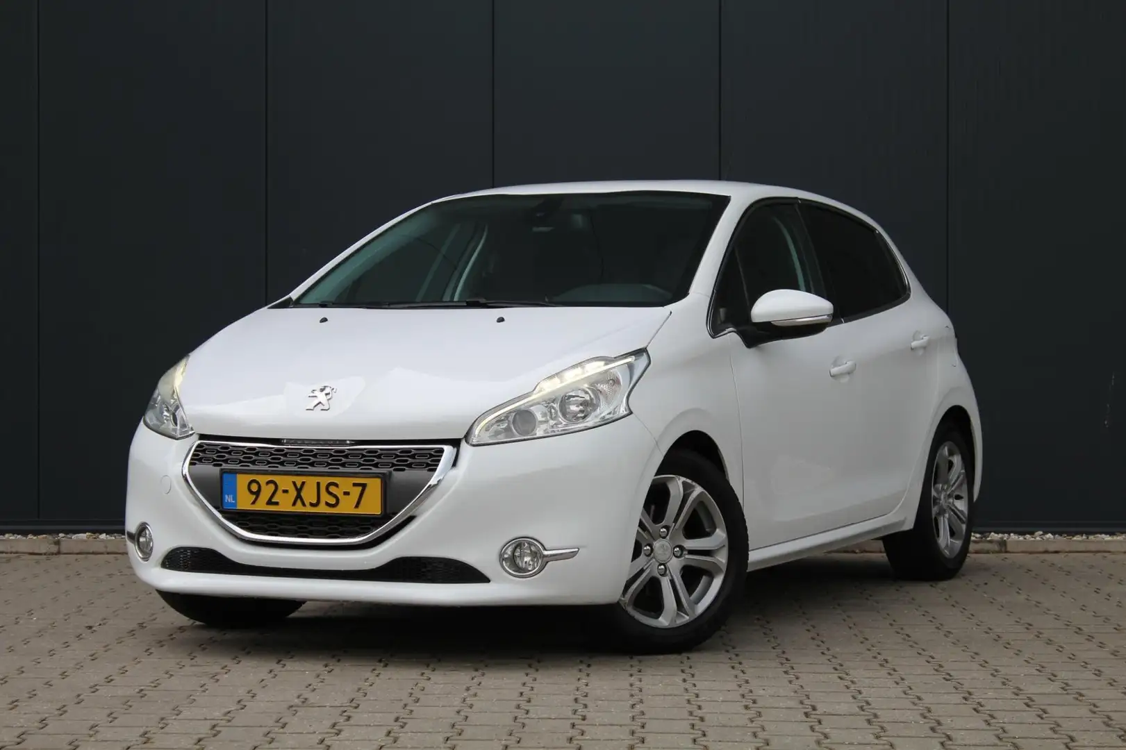Peugeot 208 1.4 VTi Allure | Clima / Cruise control | Navigati Білий - 1