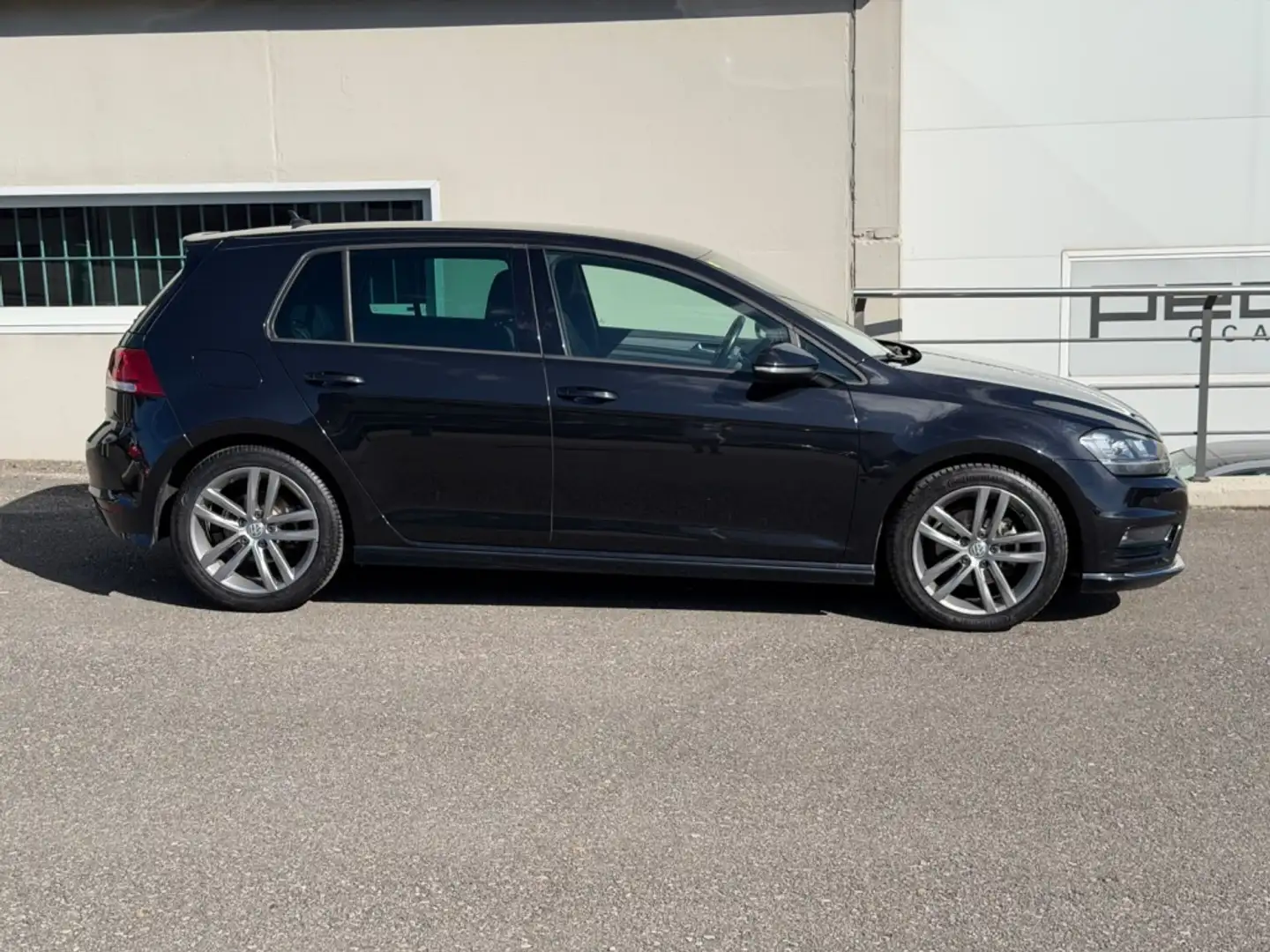 Volkswagen Golf 2.0TDI CR BMT Sport 150 Negro - 2