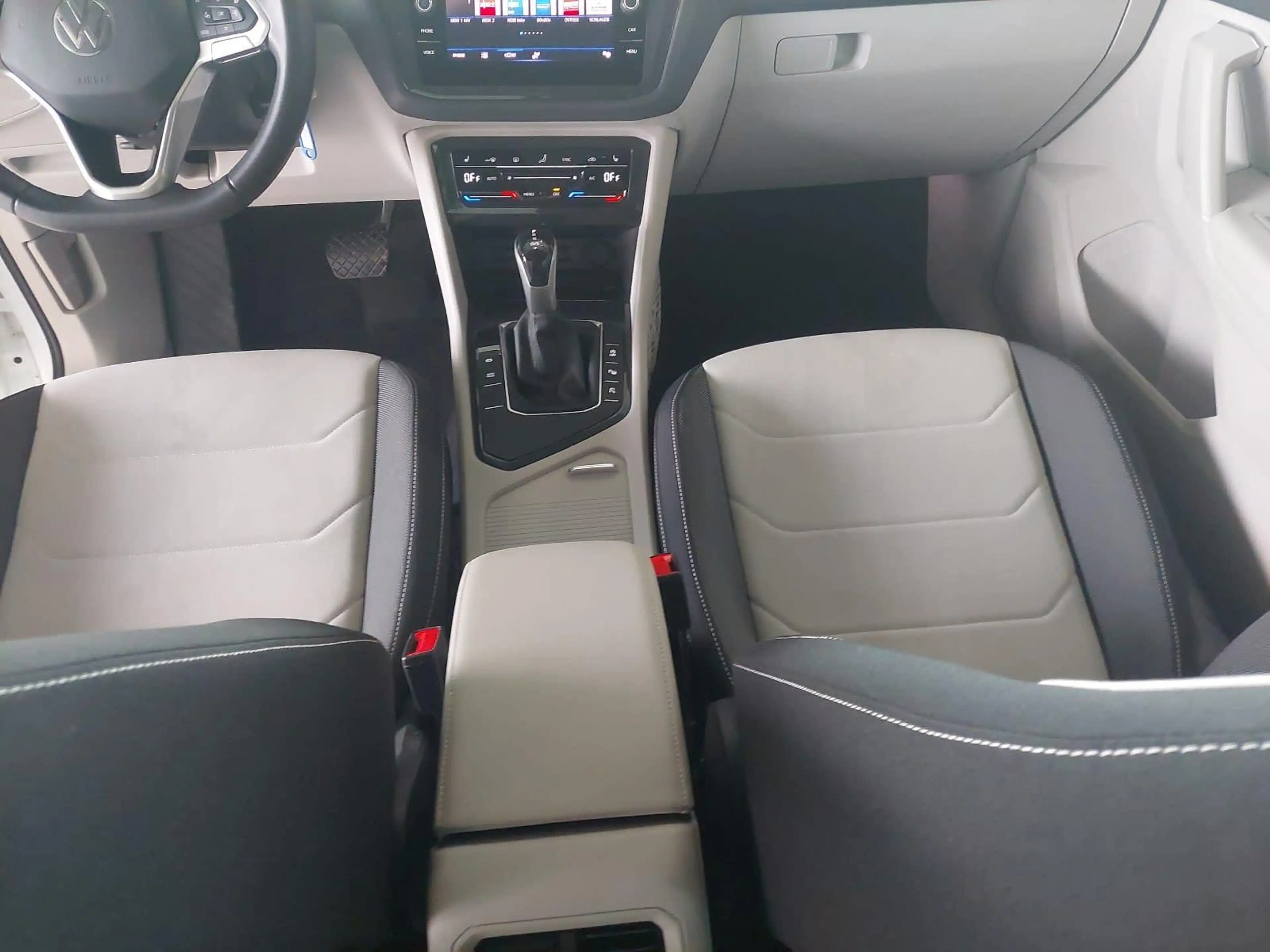 Volkswagen Tiguan TIGUAN 2.0 TDI BMT ELEGANCE — photo 12
