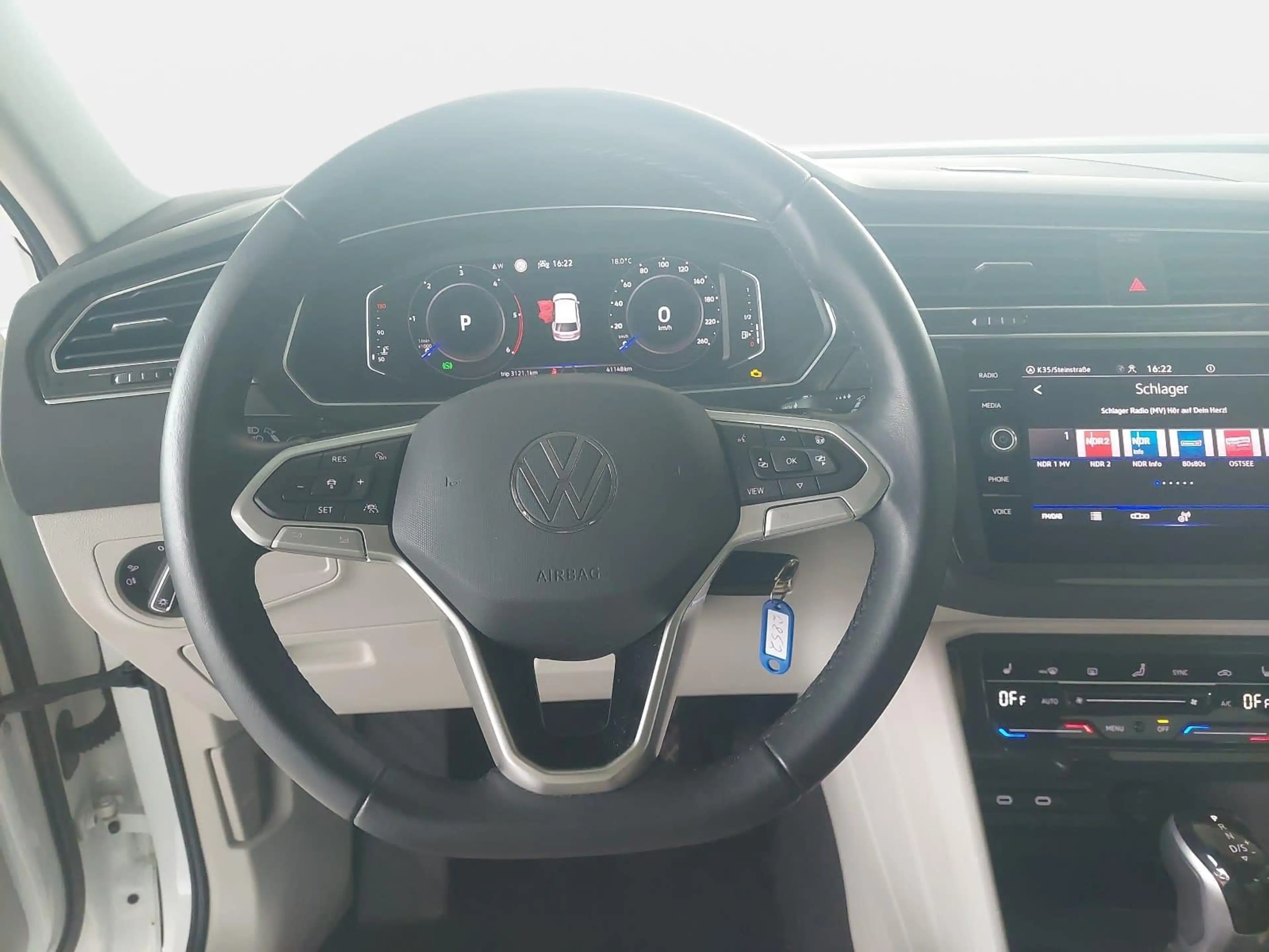 Volkswagen Tiguan TIGUAN 2.0 TDI BMT ELEGANCE — photo 14