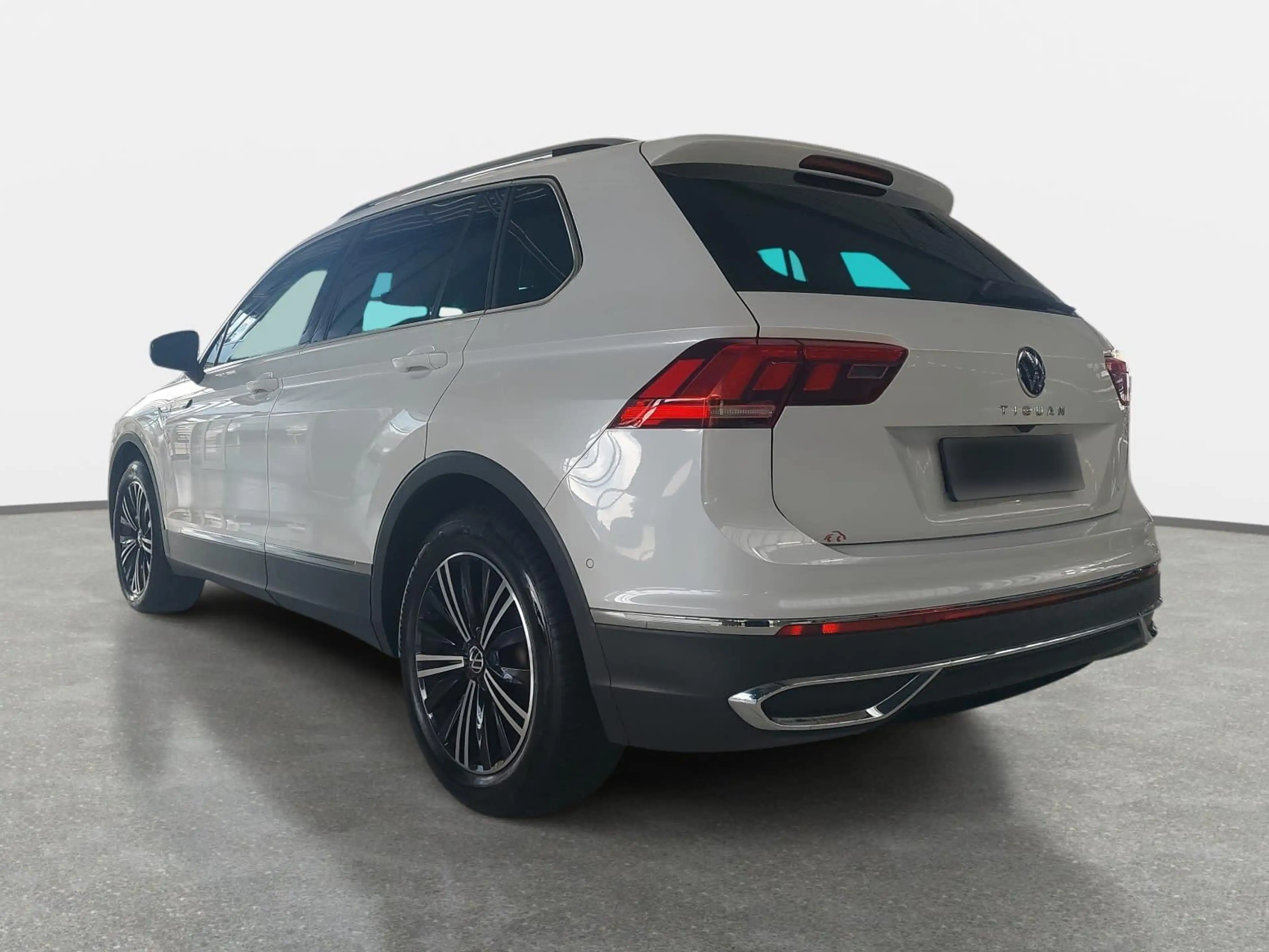 Volkswagen Tiguan TIGUAN 2.0 TDI BMT ELEGANCE — photo 5