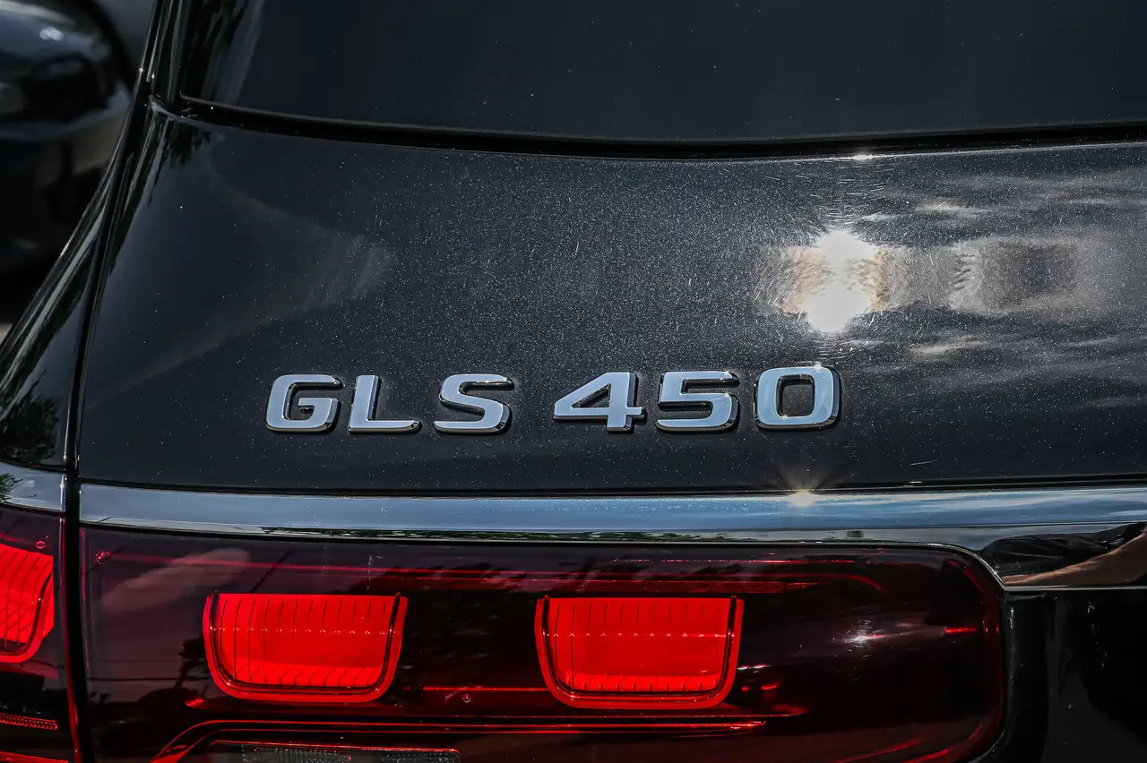 Mercedes-Benz GLS снимка Mercedes-Benz GLS