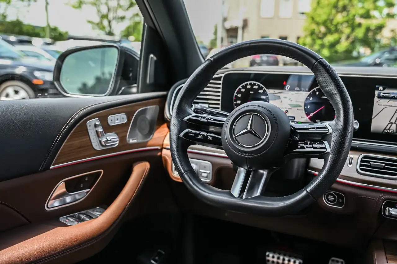 Mercedes-Benz GLS снимка Mercedes-Benz GLS