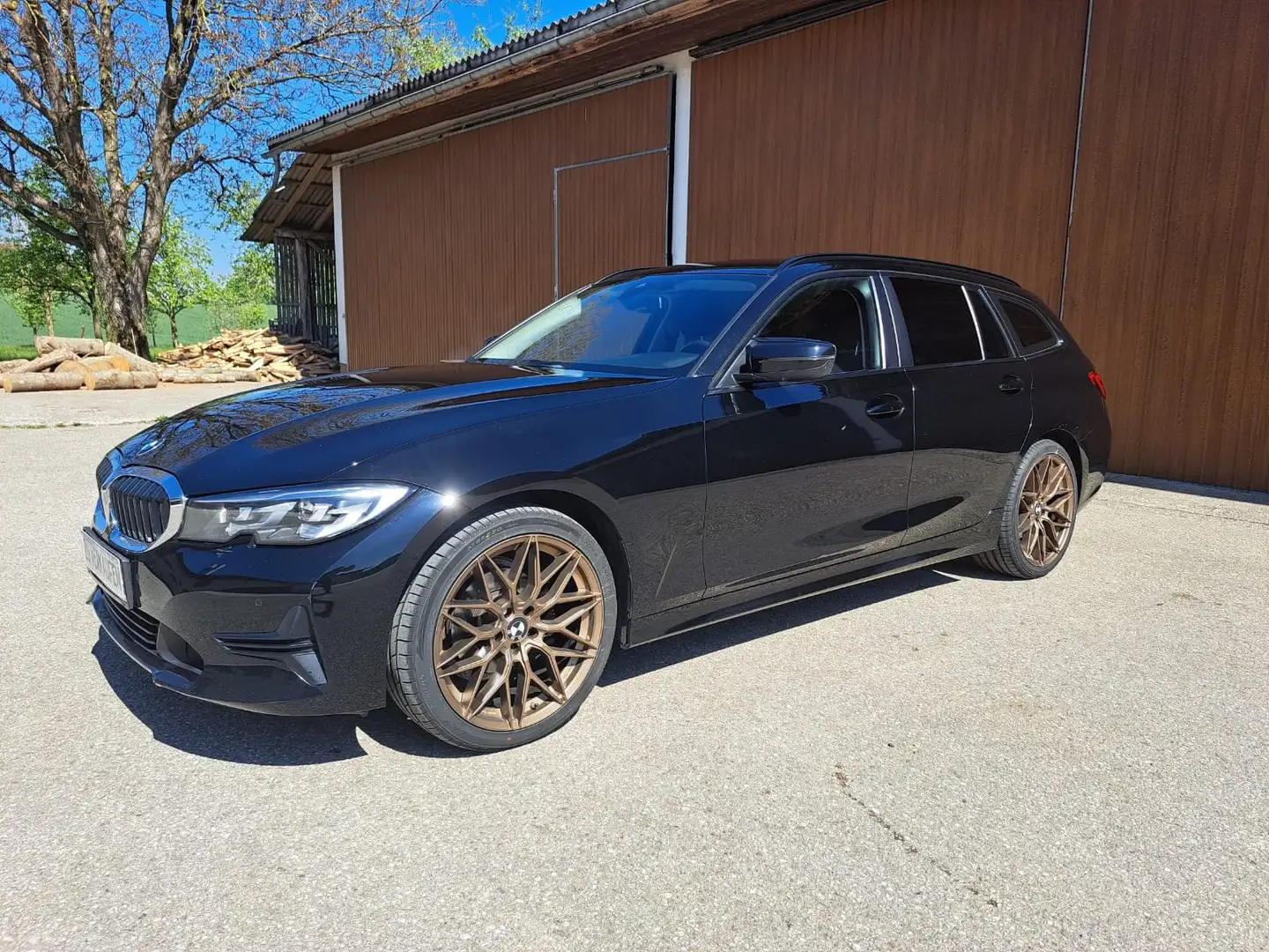 BMW 316 316d 48 V Touring Aut. Siyah - 2