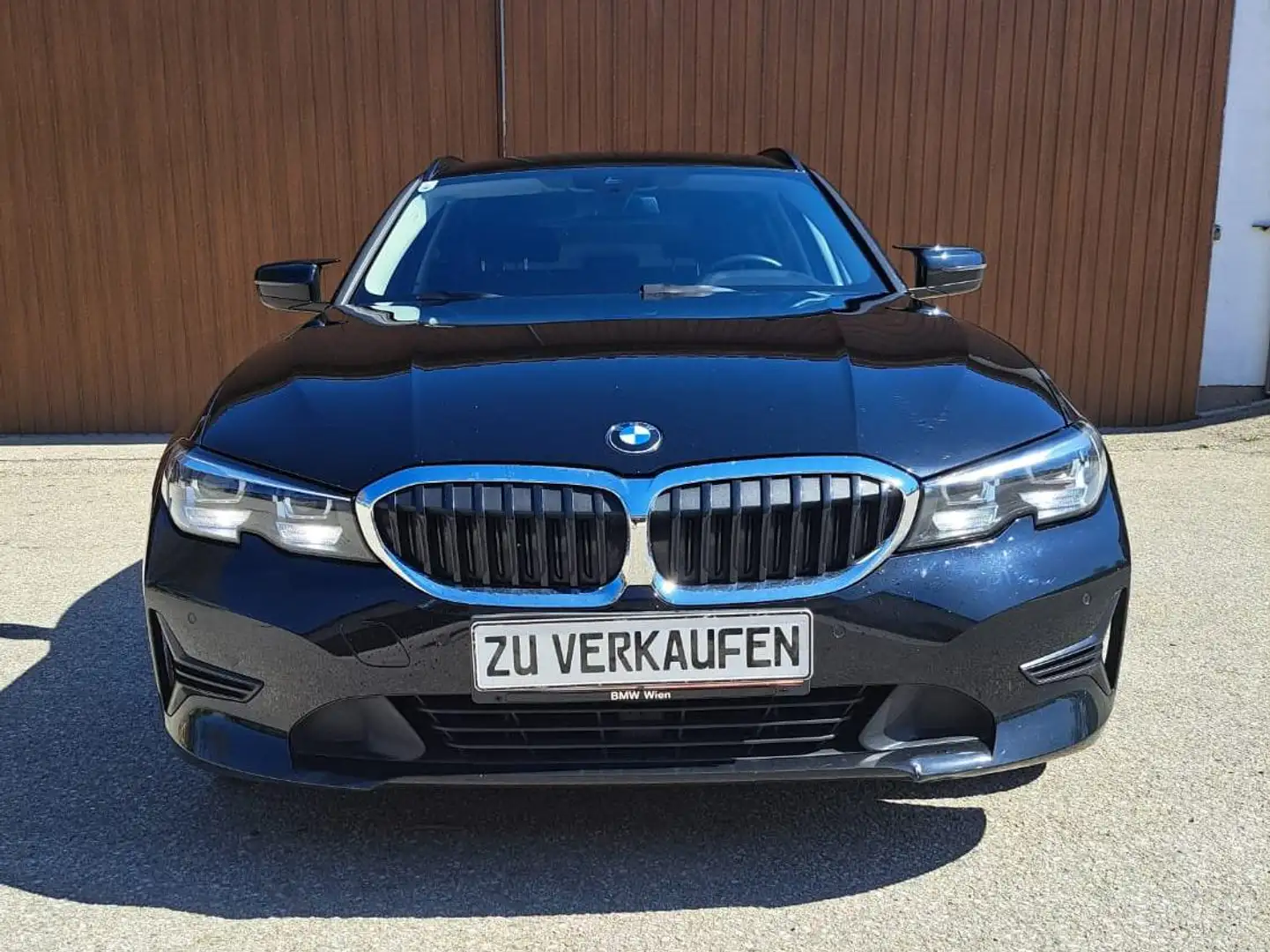 BMW 316 316d 48 V Touring Aut. Siyah - 1