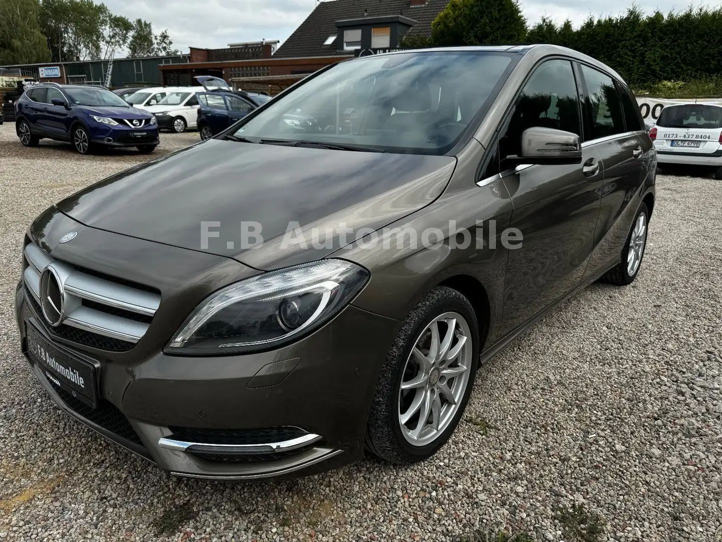 Mercedes-Benz B 200 /AUTOMATIK/PDC/SHZ/KLIMA/UVM.. - 2