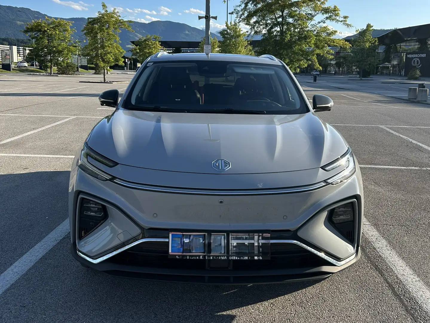 MG Marvel R Marvel R Electric 70 kWh PerformancePerformance Gris - 1