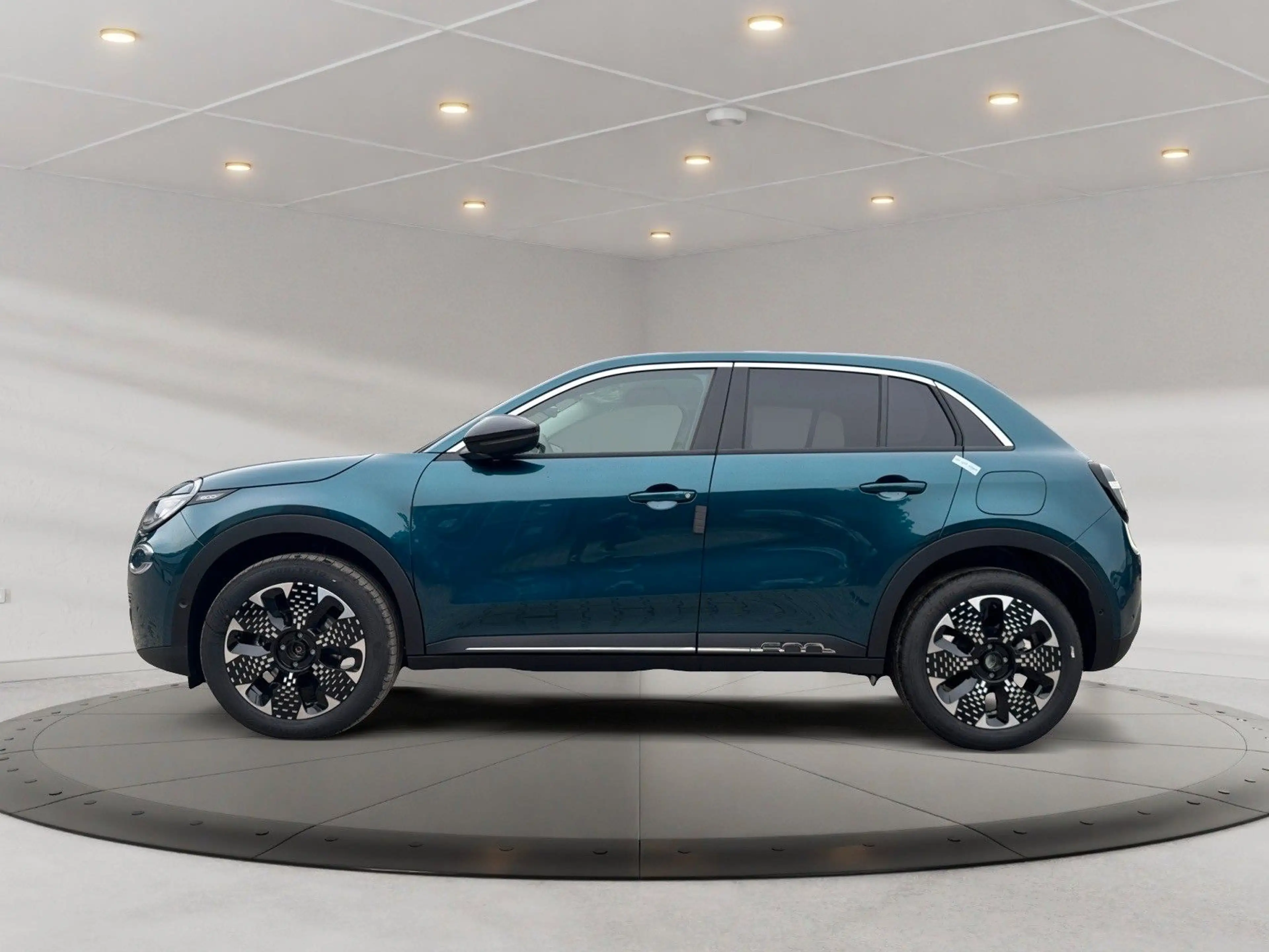 Fiat 600 1.2 Hybrid La Prima DCT 145PS — photo 3