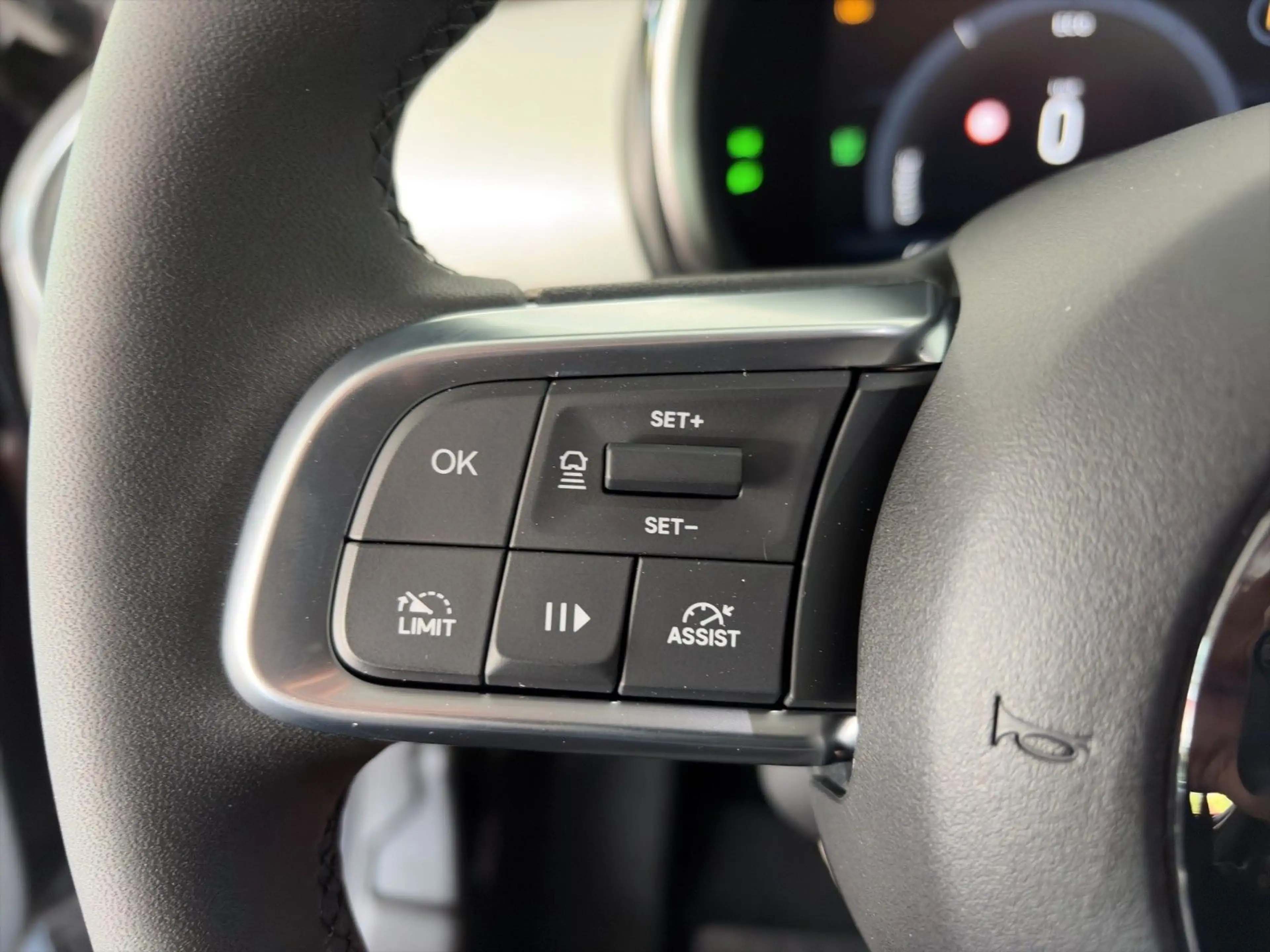 Fiat 600 1.2 Hybrid La Prima DCT 145PS — photo 13