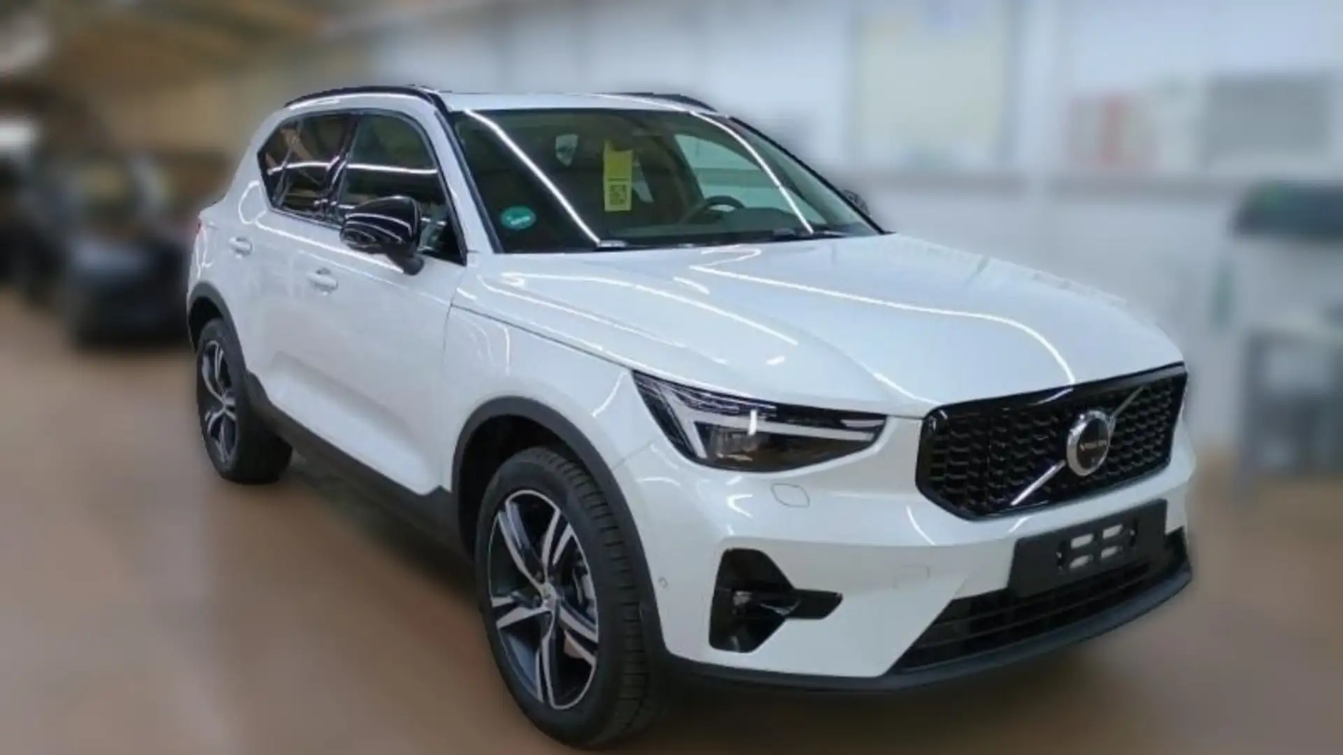 Volvo XC40 B4 B Pl. Dark ACC PANO BLIS PIXEL NAVI 360° Weiß - 2