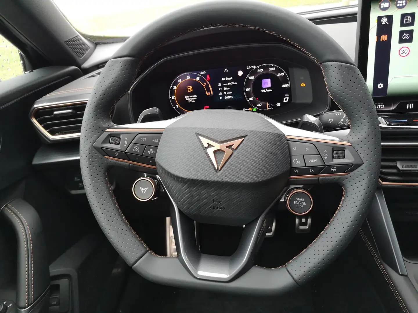 CUPRA Formentor 2.0TSI DSG 4Drive ABT AHK GV5 Navi Matrix Pano Sou Bronze - 2