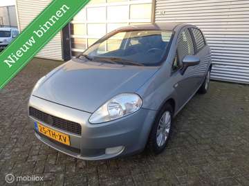 1.4-16V Emotion/Airco/Cruise/Lm velgen/NIEUWE APK