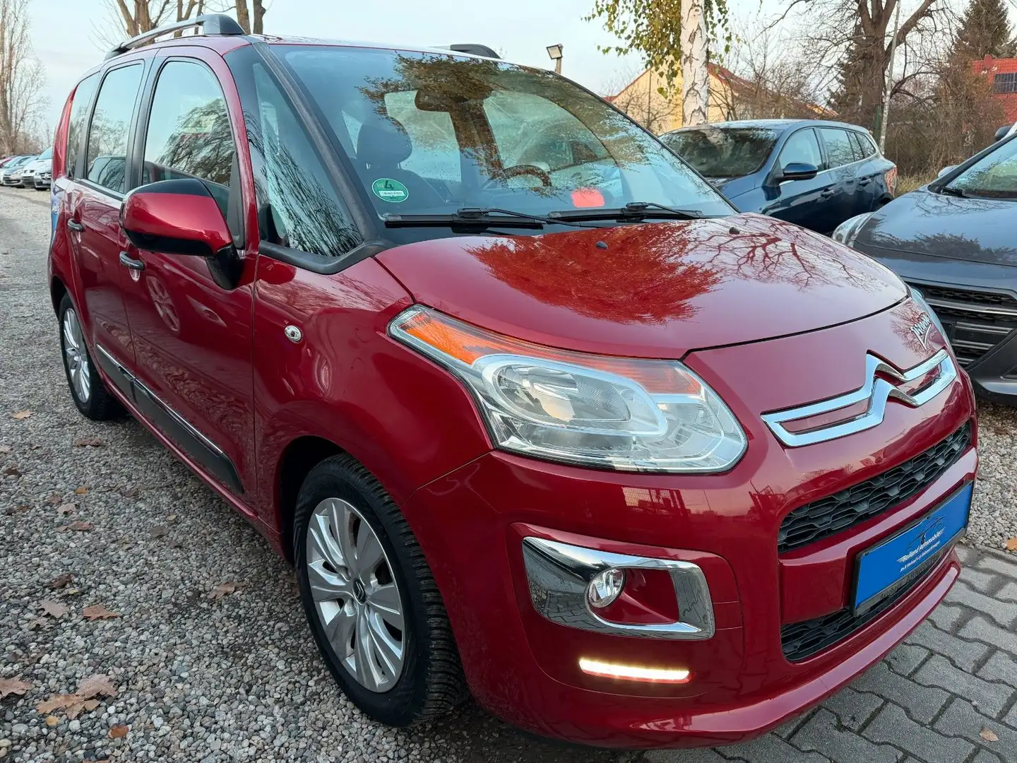 Citroen C3 Picasso Exclusive*1.HD*Klima*Navi*PDC*TÜV NEU Rouge - 2