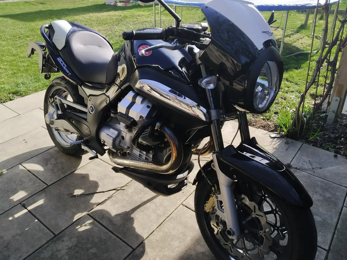 Moto Guzzi 1200 Sport Negro - 1